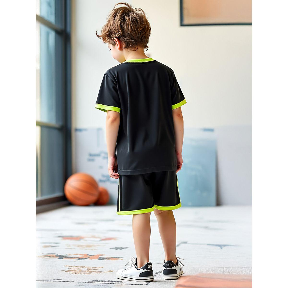 مجموعة من شورت وتيشيرت بأكمام قصيرة-boys-clothing-setsandcoords-image-4