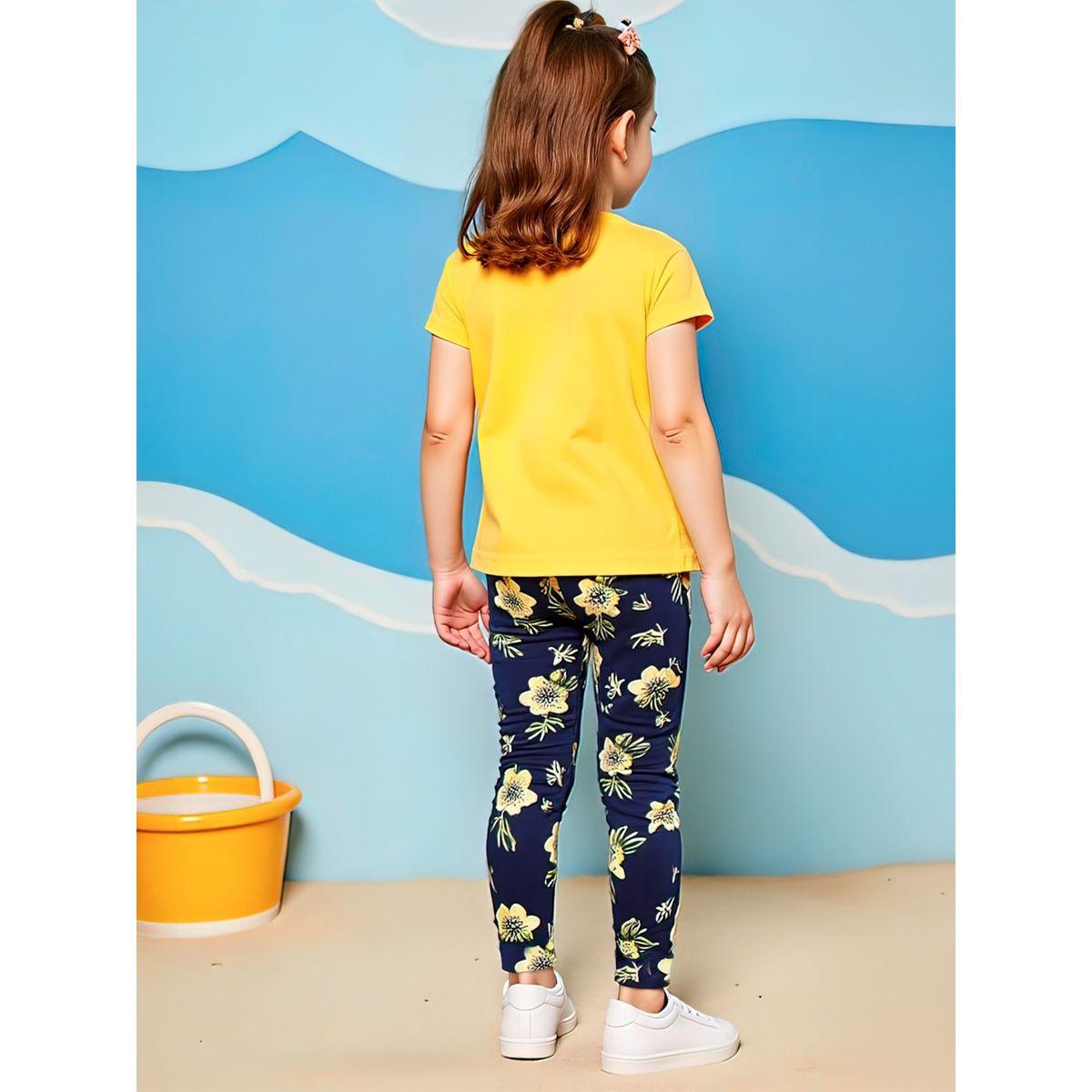 Styli Kids 2pcs Graphic Print Short Sleeve T-Shirt and Flora Print Leggings-girls-clothing-setsandcoords-image-3