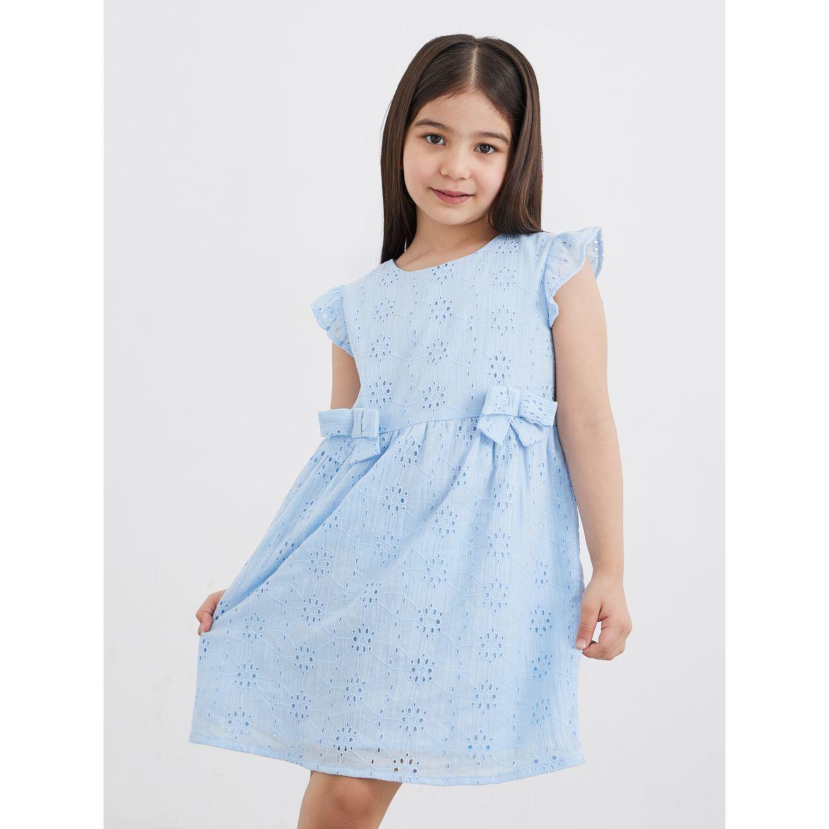 فستان بنسيج شيفلي مع تفاصيل فيونكة-girls-clothing-dressesandjumpsuits-image-2