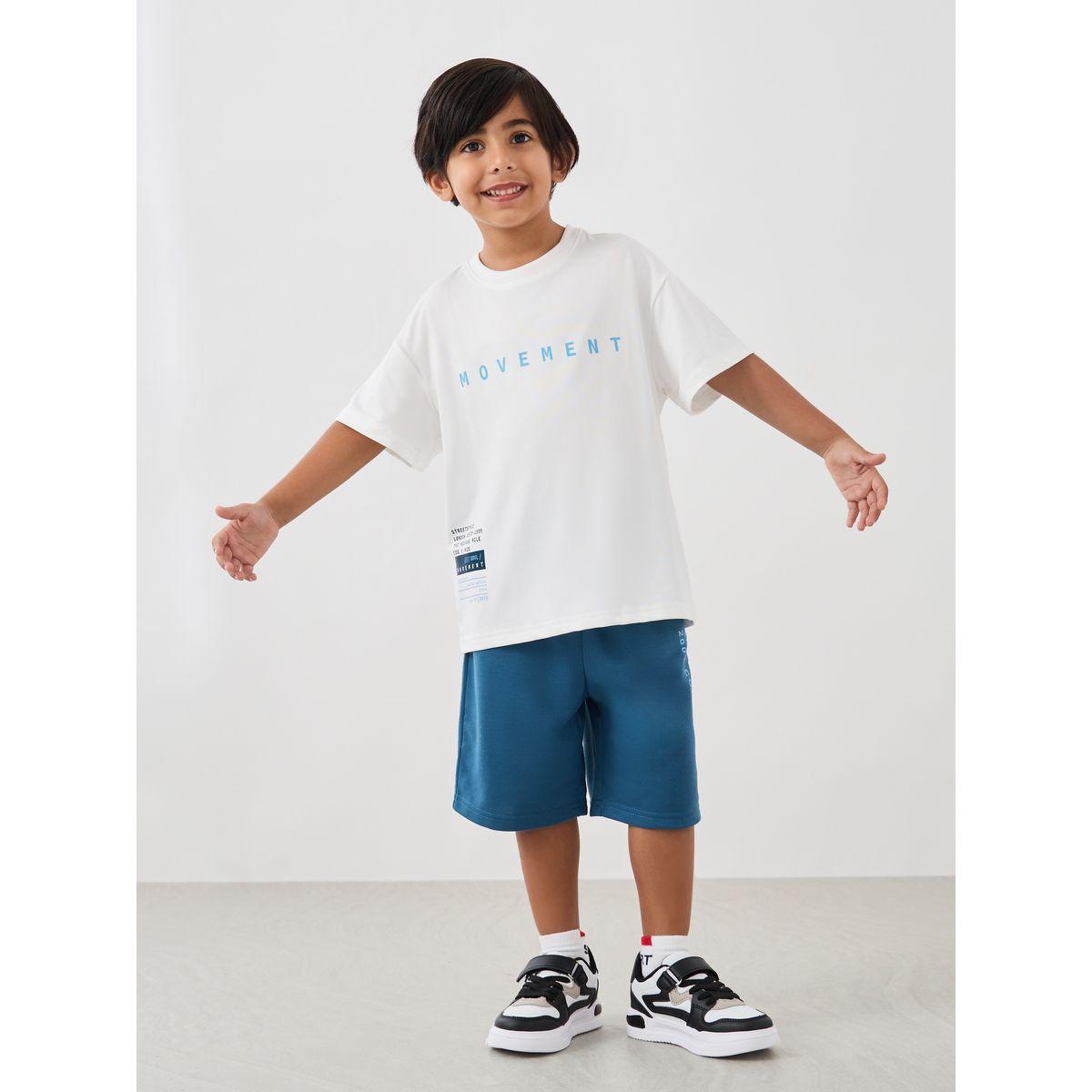 مجموعة من شورت وتيشيرت فضفاض بطبعات كتابة-boys-clothing-setsandcoords-image-1