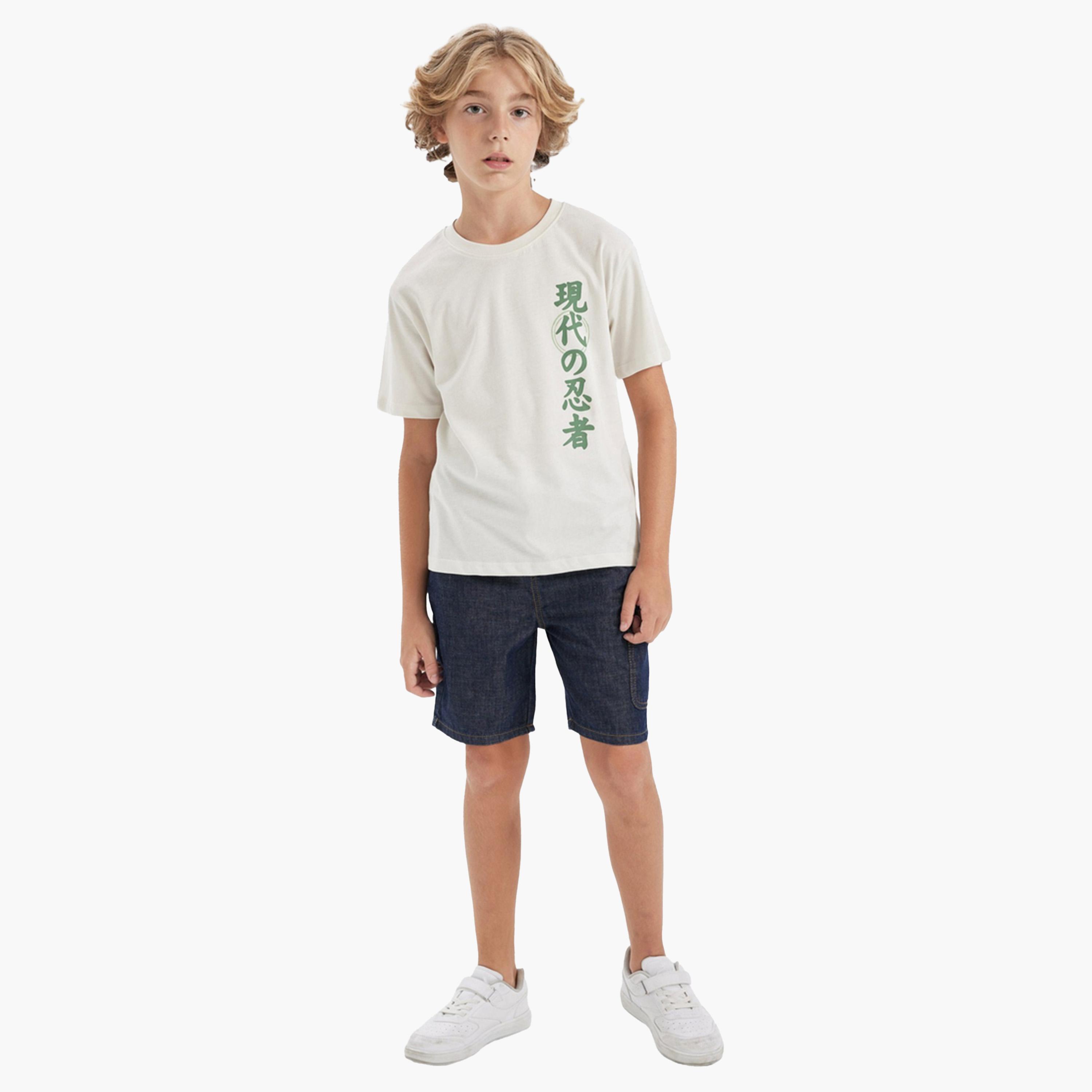 ديفاكتو × ستايلي-  تي شيرت قطني أبيض بأكمام قصيرة للأطفال-boys-clothing-tshirtsandpolos-image-2