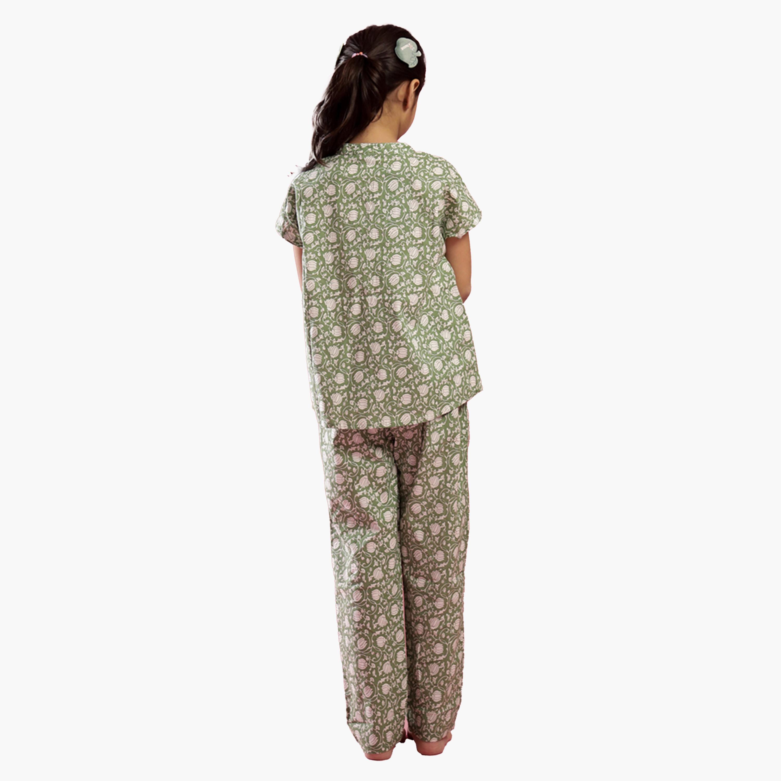 سانسكروتي هومز × ستايلي - طقم بنطال بيجاما وقميص مطبوع من القطن الخالص-girls-clothing-nightwear-image-4