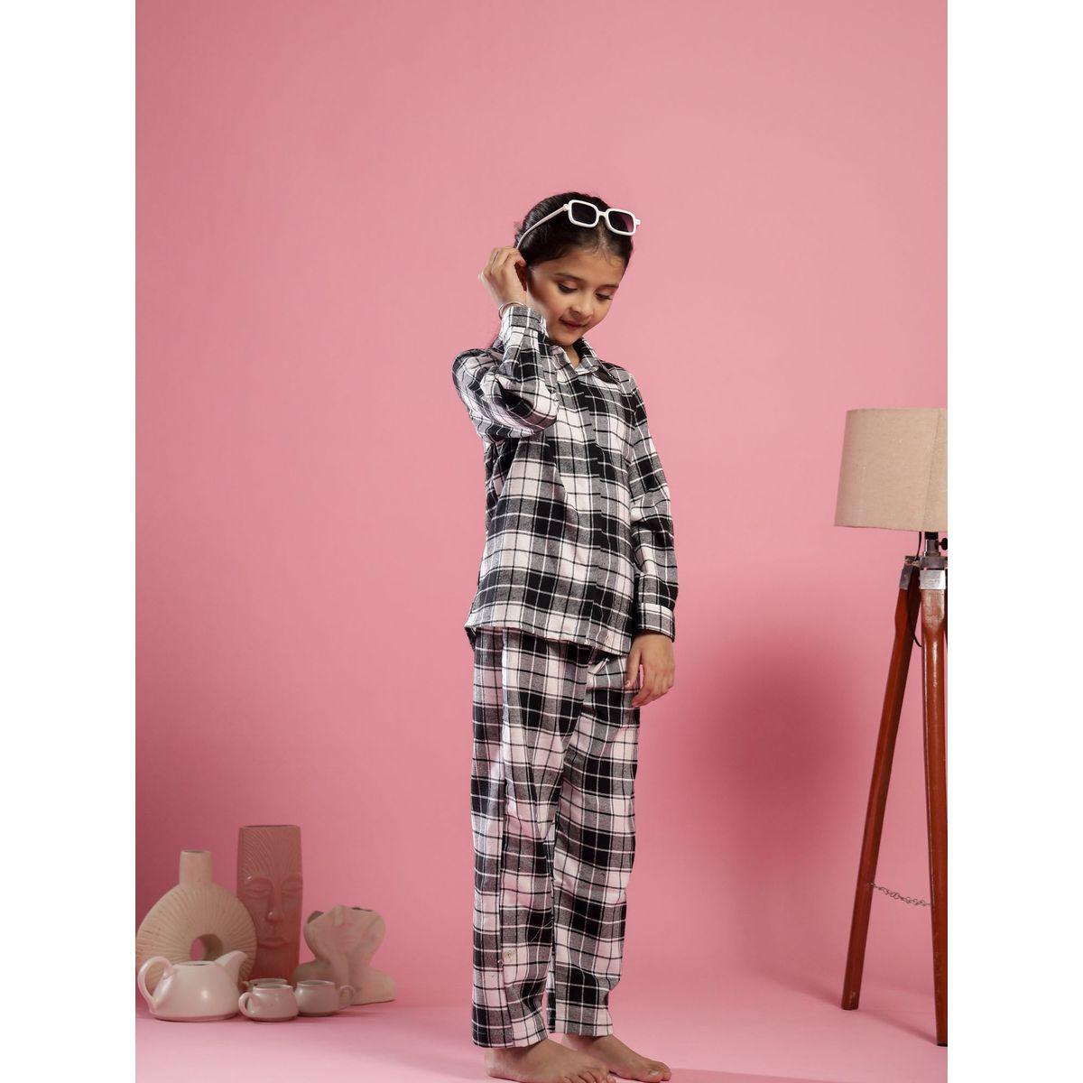 طقم من بنطال بيجاما وبلوزة قطن بطبعة مربعات-girls-clothing-nightwear-image-3