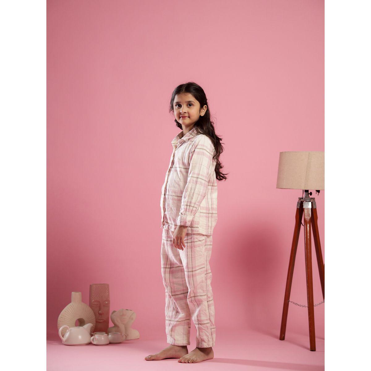 طقم بيجاما من بنطال وبلوزة بطبعة مربعات-girls-clothing-nightwear-image-2