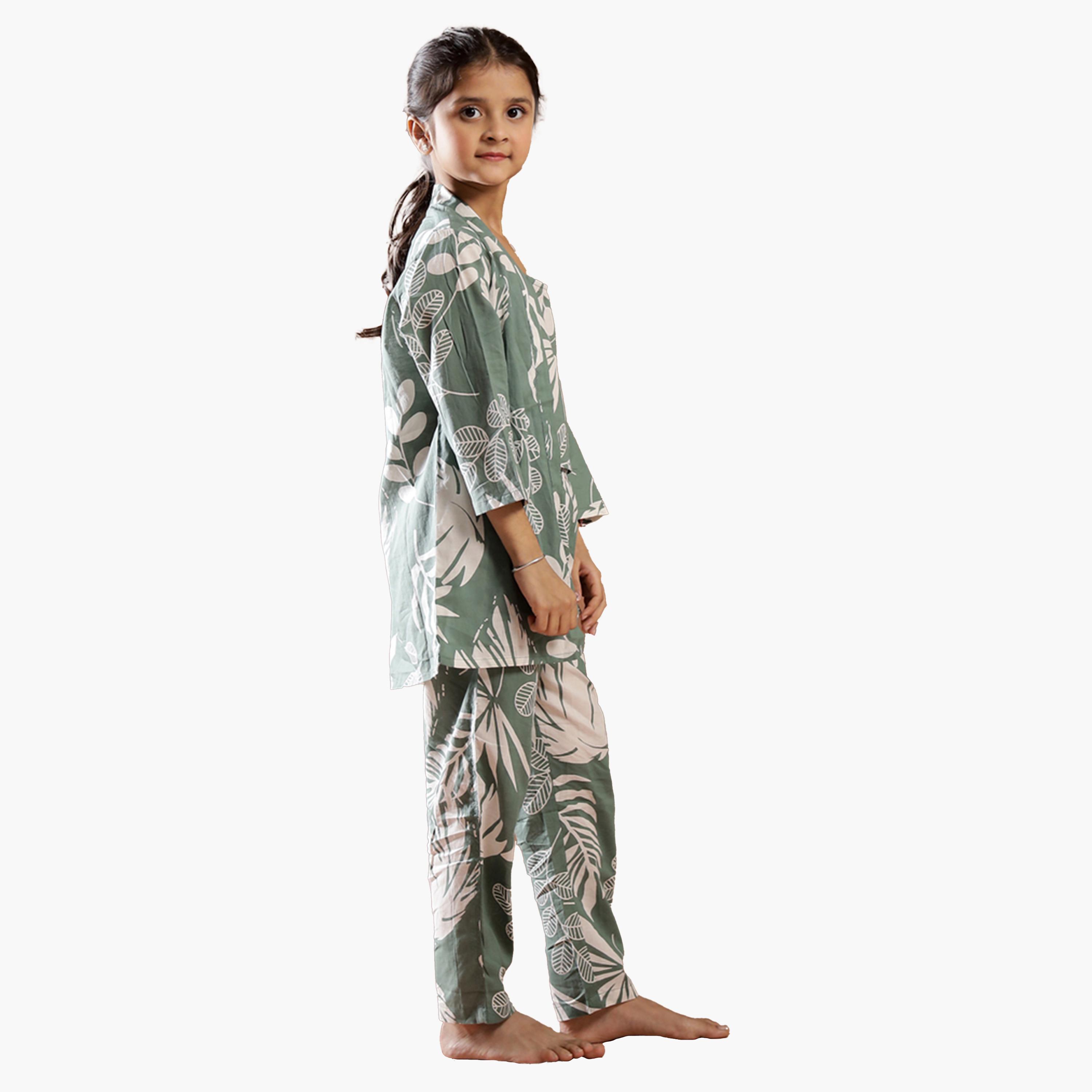 Sanskrutihomes X Styli Floral Printed Top with Robe and Pyjama Set-girls-clothing-nightwear-image-3