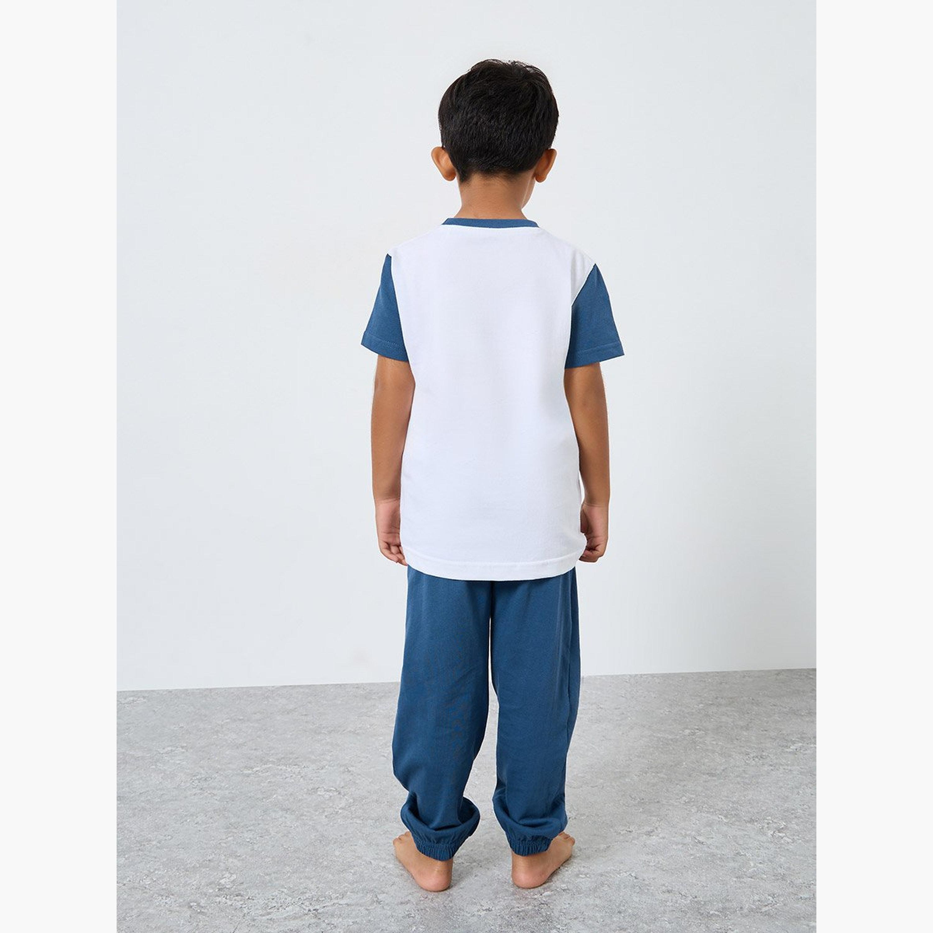 Styli Boys Graphic Print Short Sleeve T-Shirt and Pyjama Set-boys-clothing-nightwear-image-5