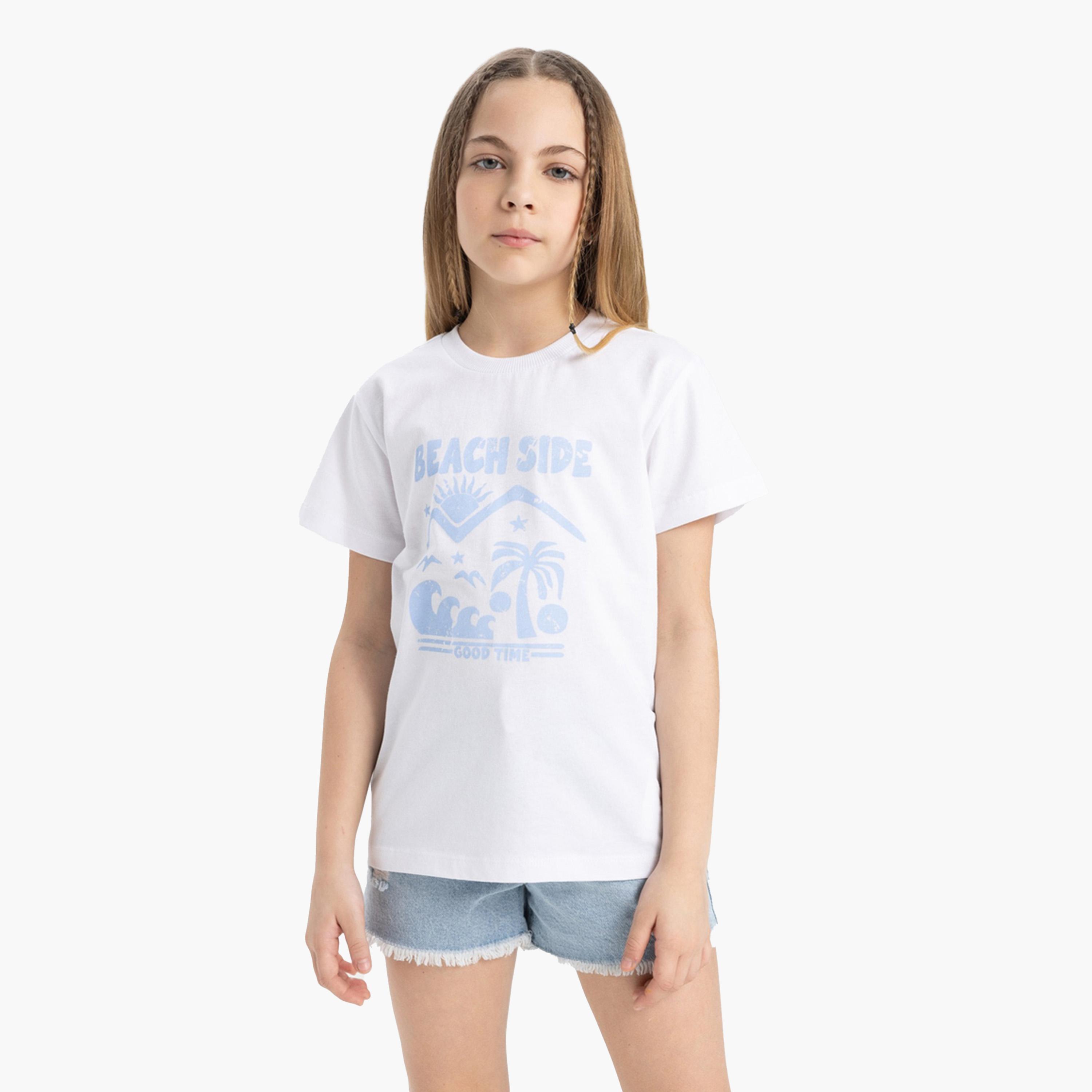 ديفاكتو × ستايلي-  تي شيرت أبيض بأكمام قصيرة مطبوع عليه صورة شاطئ للأطفال-girls-clothing-tshirts-image-4