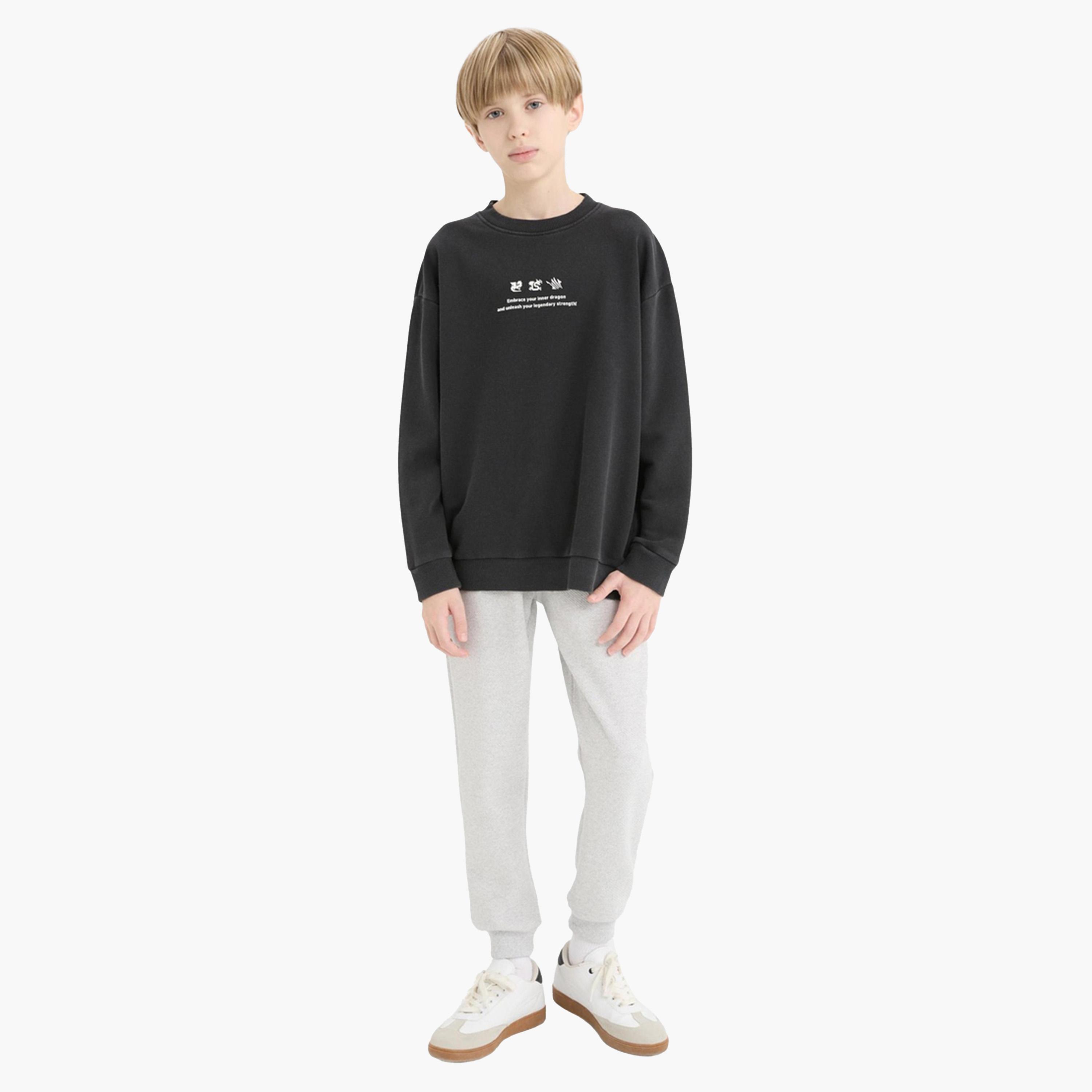 DeFacto X Styli Boy Oversize Fit Back Printed Washed Faded Effect Sweatshirt-boys-clothing-sweatshirts-image-2