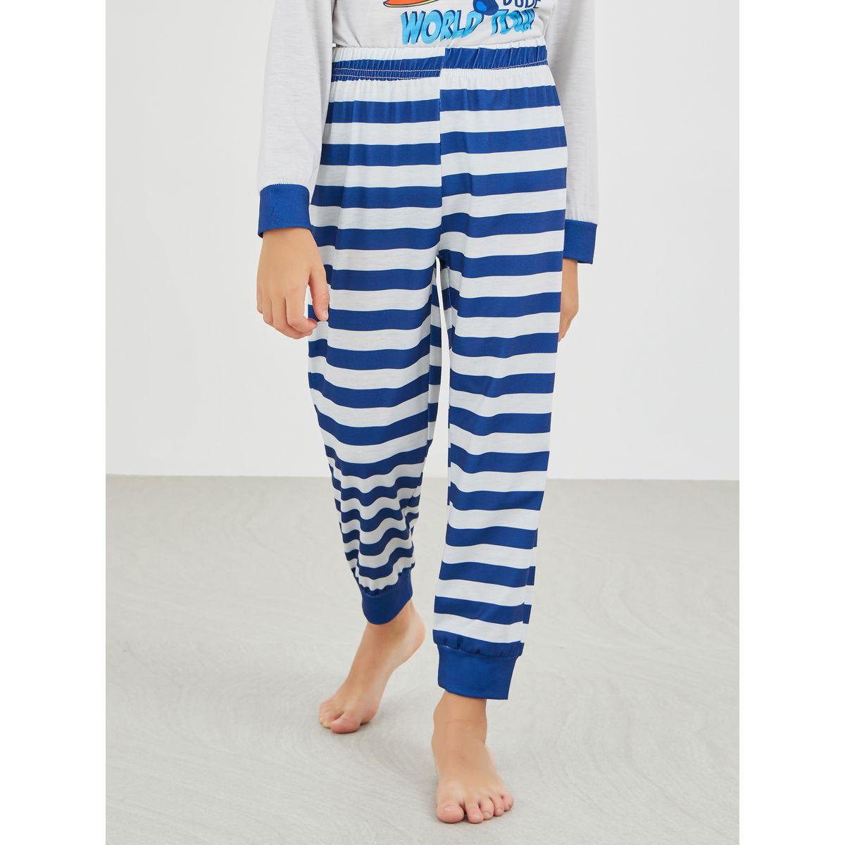طقم بيجاما من بنطال مخطط وتيشيرت بطبعة جرافيك-boys-clothing-nightwear-image-5