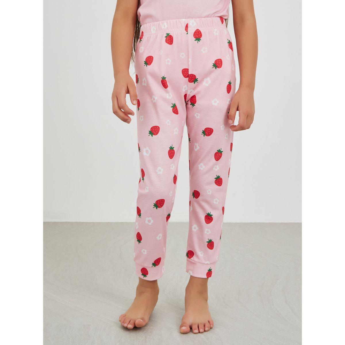 طقم بيجاما من بنطال وتيشيرت بطبعة جرافيك وياقة دائرية-girls-clothing-nightwear-image-5