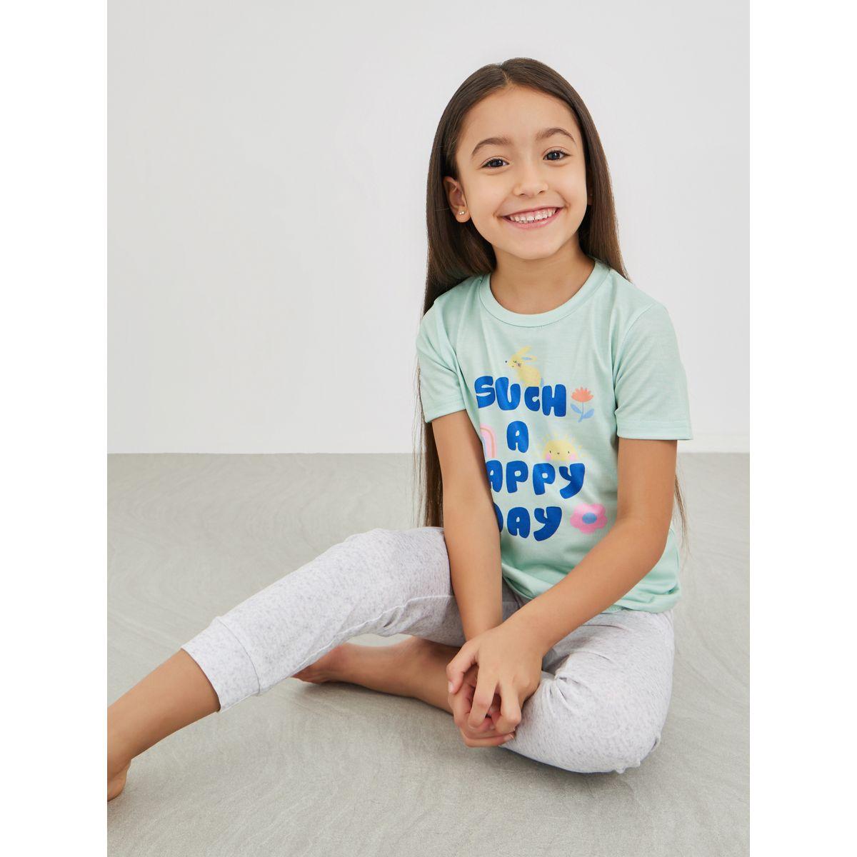 طقم بيجاما من بنطال وتيشيرت بطبعة كتابة-girls-clothing-nightwear-image-1