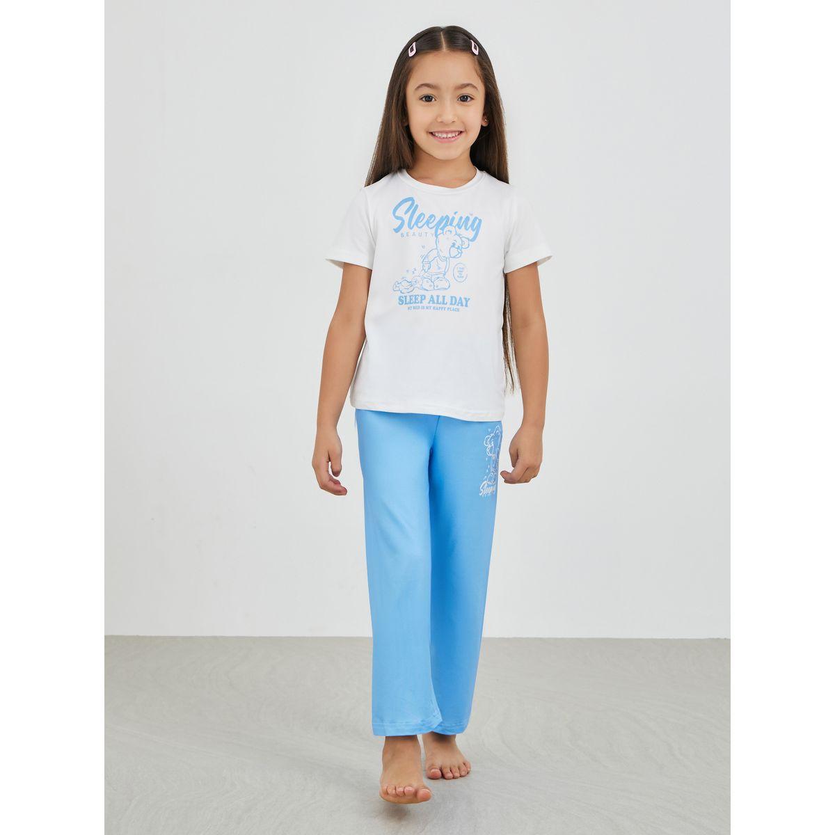 طقم من بنطال بيجاما وتيشيرت بطبعة كتابة-girls-clothing-nightwear-image-1
