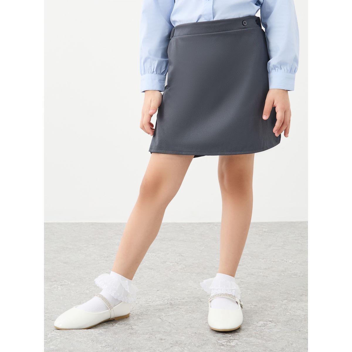 شورت بنمط تنورة بتفاصيل أزرار-girls-clothing-schoolwear-bottoms-shorts-image-1