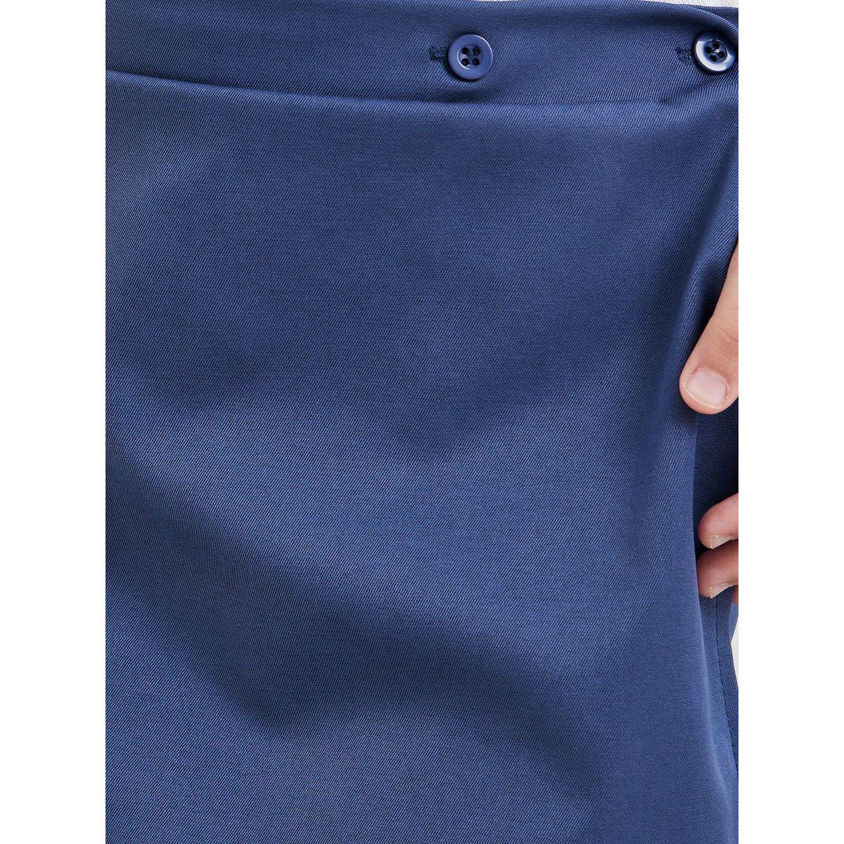 شورت بنمط تنورة بتفاصيل أزرار-girls-clothing-schoolwear-bottoms-shorts-image-3