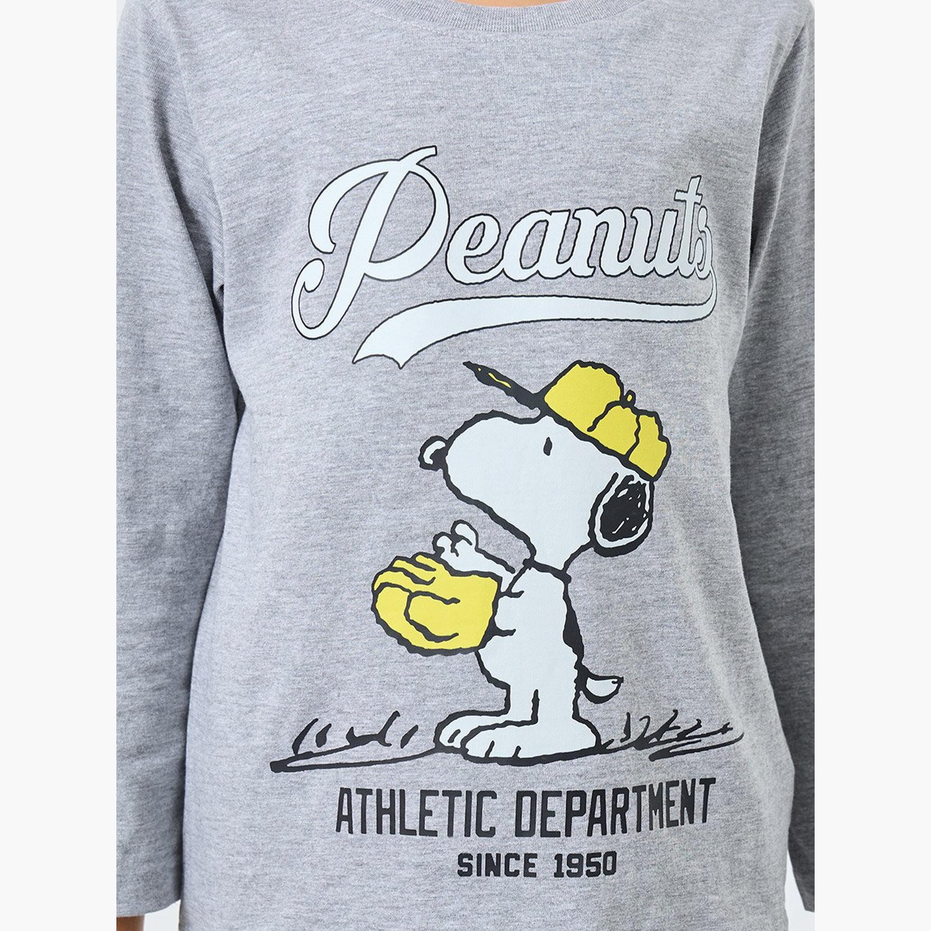 طقم من بنطال بيجاما وتيشيرت بطبعة سنوبي-boys-clothing-nightwear-image-3