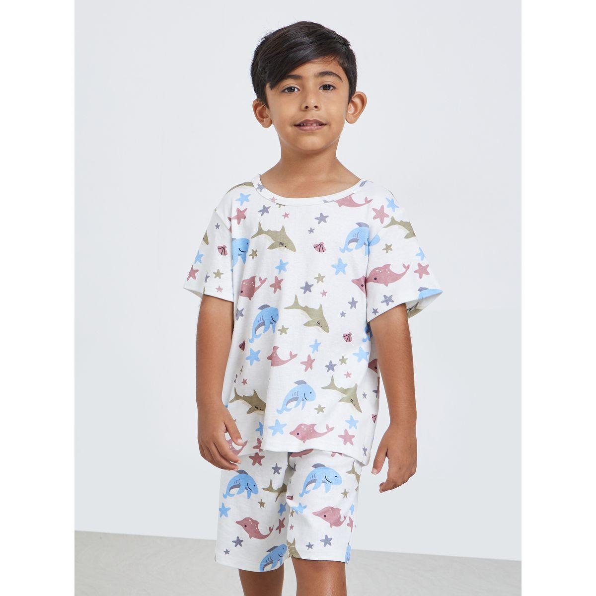 Styli All Over Star Print T-Shirt and Shorts Set-boys-clothing-nightwear-image-2