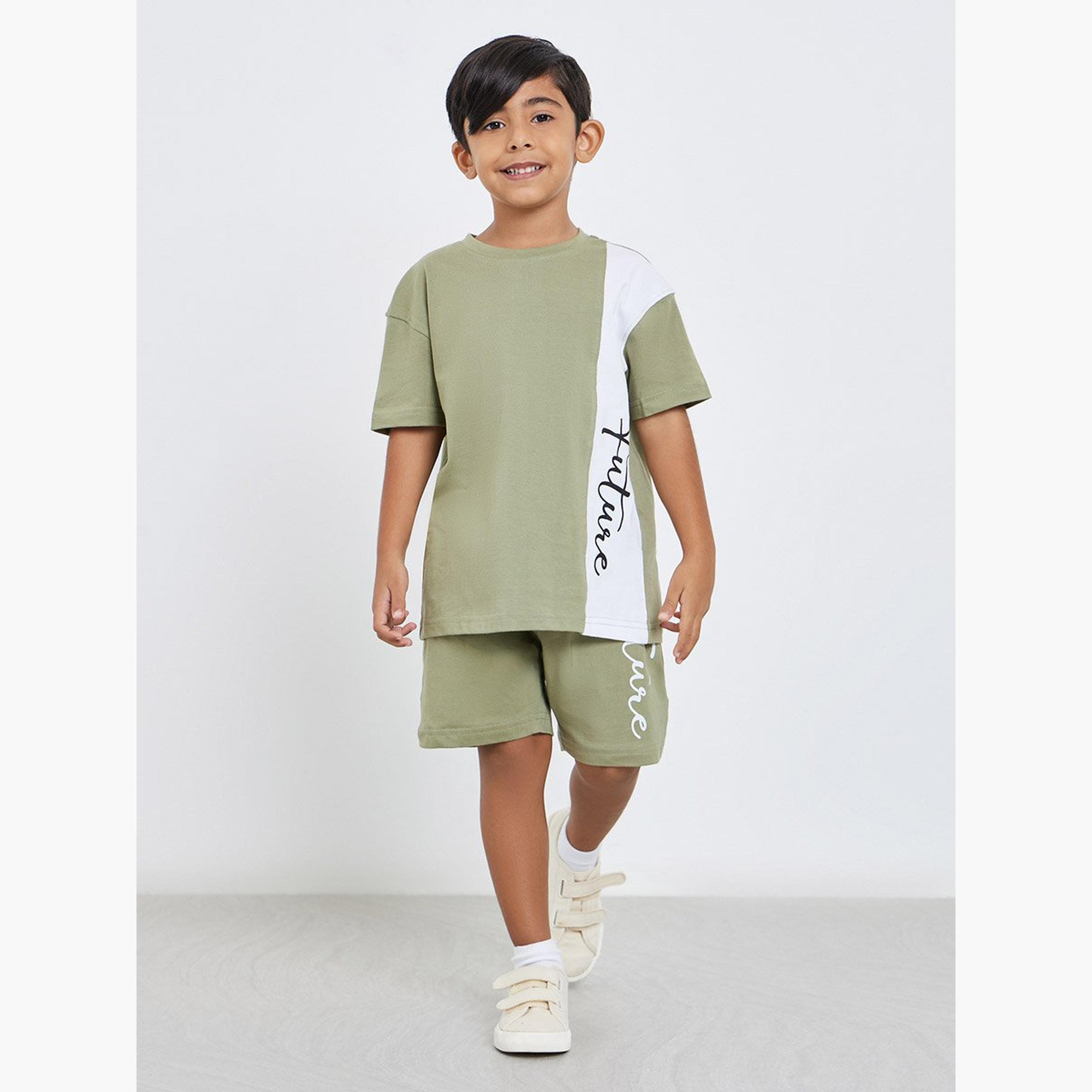 طقم منسق من شورت وتيشيرت بنمط كتل الألوان-boys-clothing-setsandcoords-image-1