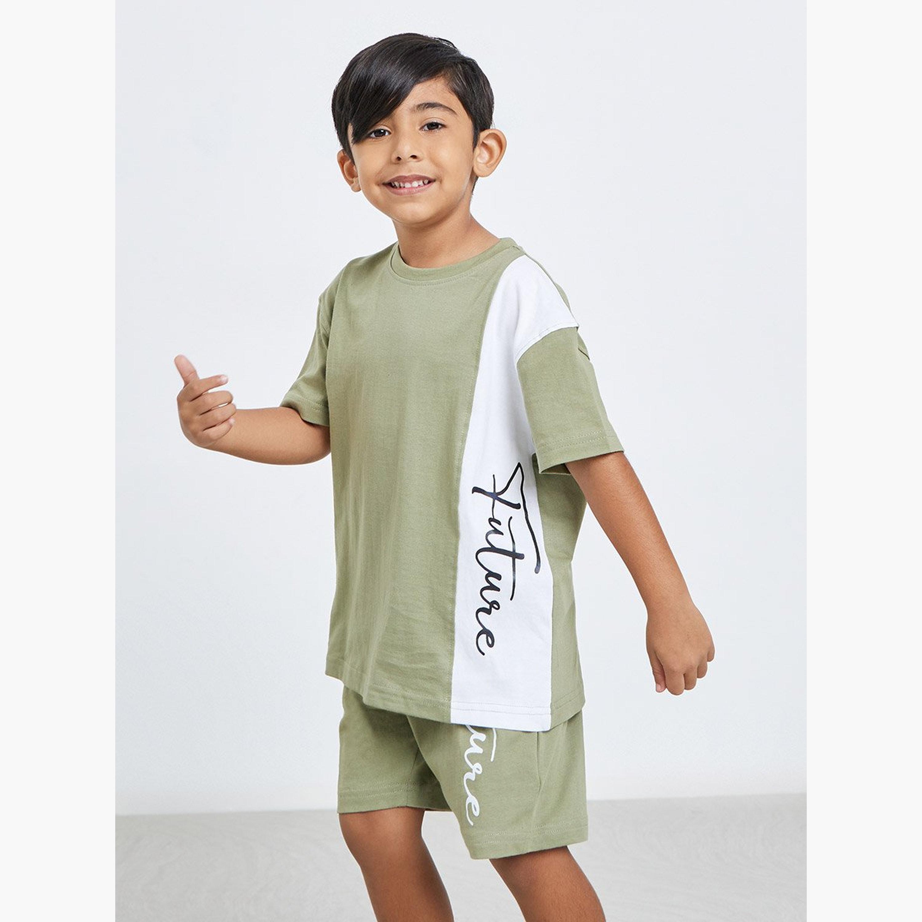 طقم منسق من شورت وتيشيرت بنمط كتل الألوان-boys-clothing-setsandcoords-image-2