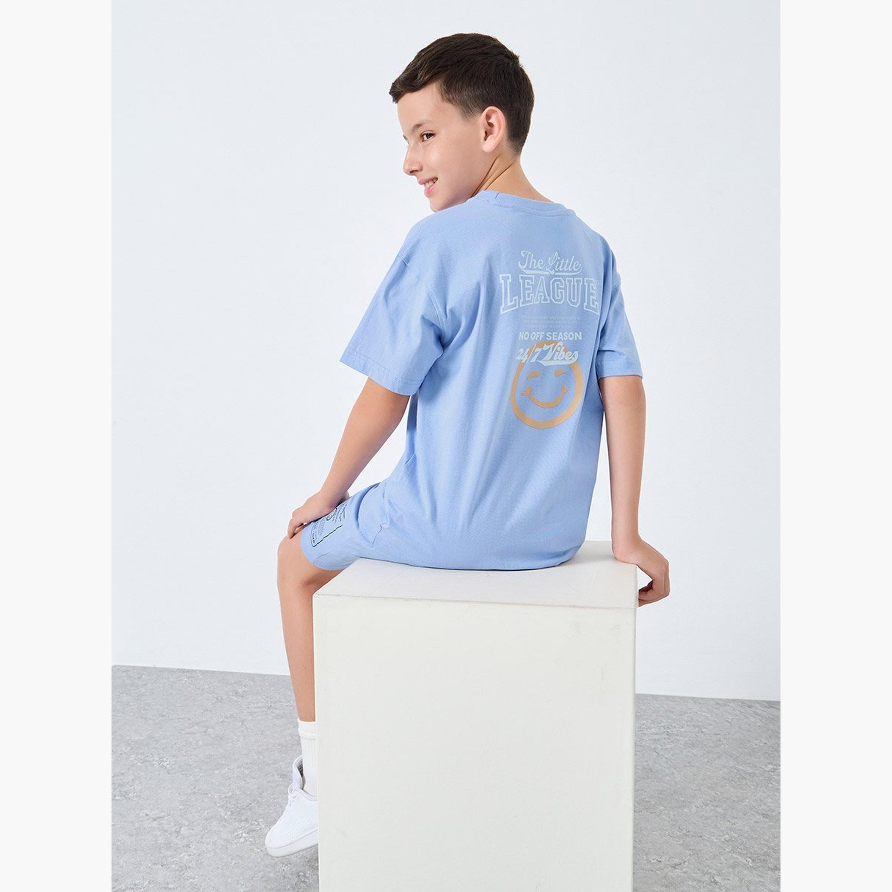 طقم من شورت وتيشيرت فضفاض-boys-clothing-setsandcoords-image-3