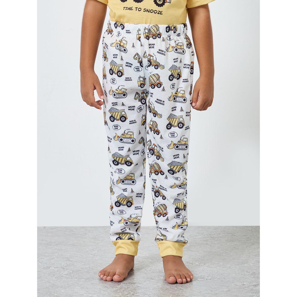 طقم بيجاما من بنطال وتيشيرت بطبعة جرافيك-boys-clothing-nightwear-image-5