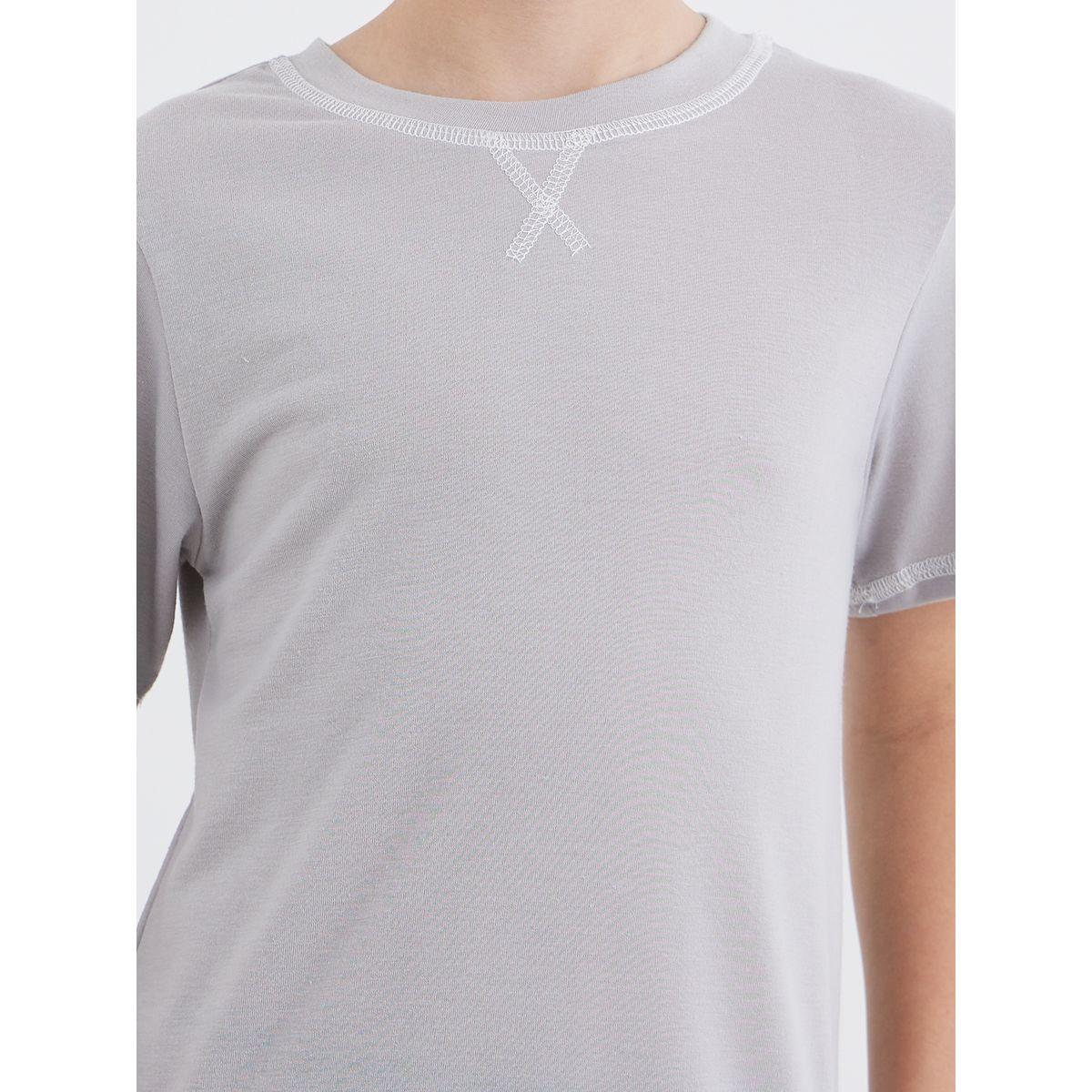 طقم من بنطال بيجاما وتيشيرت بأكمام قصيرة-boys-clothing-nightwear-image-3