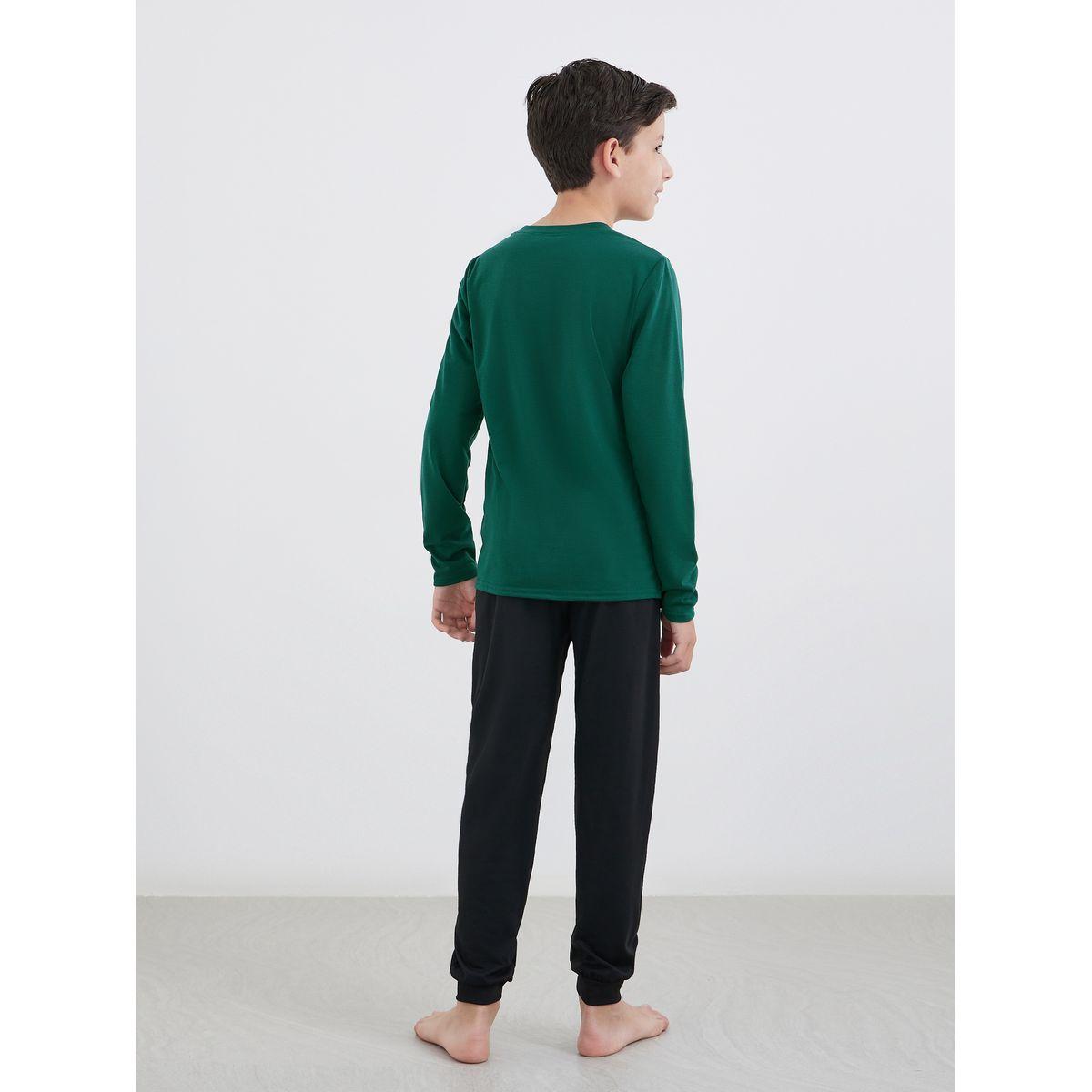 طقم من بنطال بيجاما وتيشيرت بطبعة كتابة-boys-clothing-nightwear-image-4