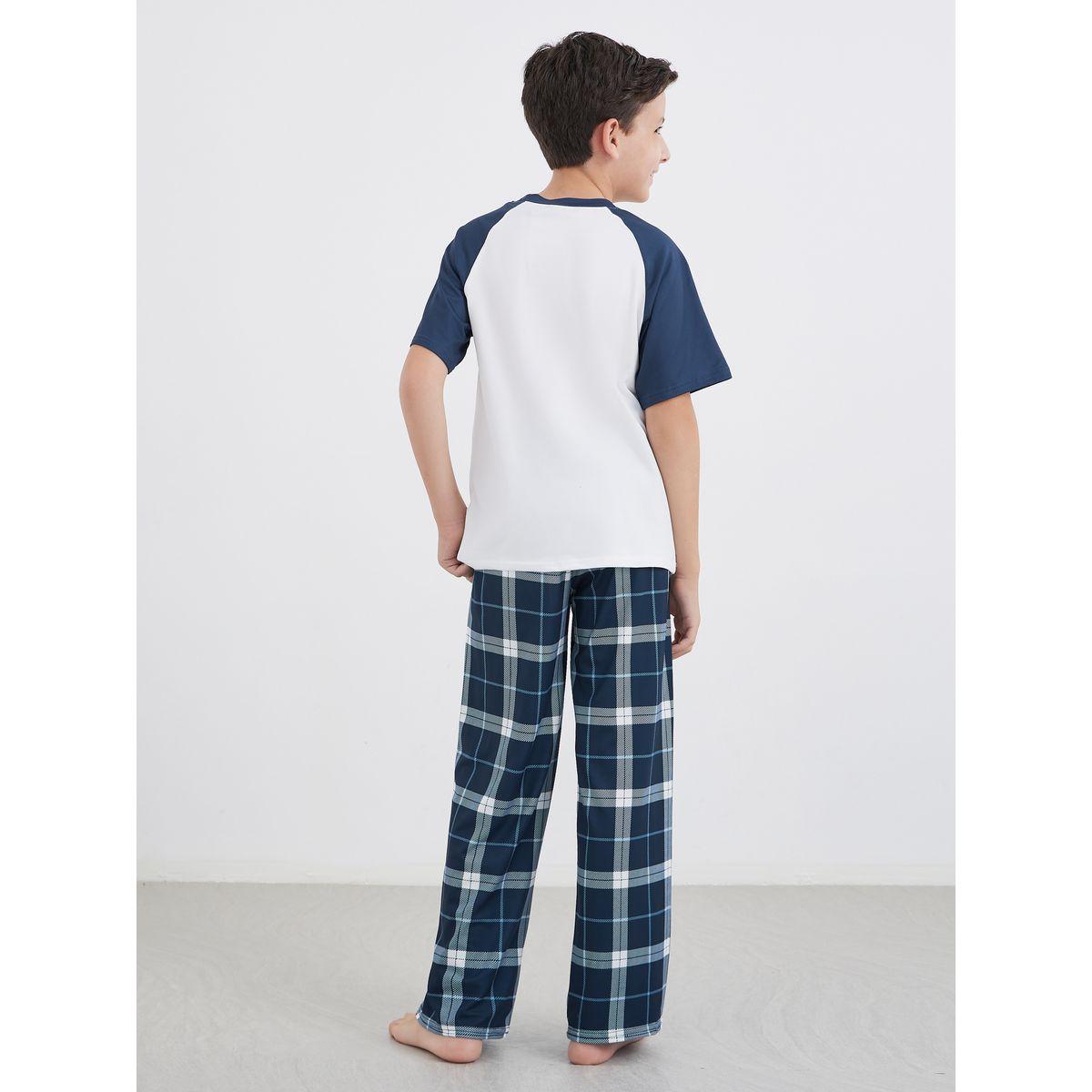 طقم من بنطال بيجاما وتيشيرت مُطبع بأكمام ريجلان-boys-clothing-nightwear-image-5