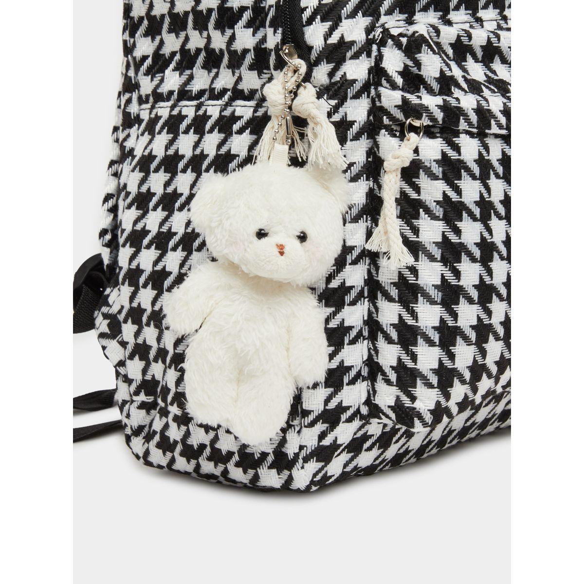 شنطة ظهر مع تفاصيل حُلي متدلي على شكل دُب 30*13*42 سم-school-bagsandbackpacks-backpacks-image-3