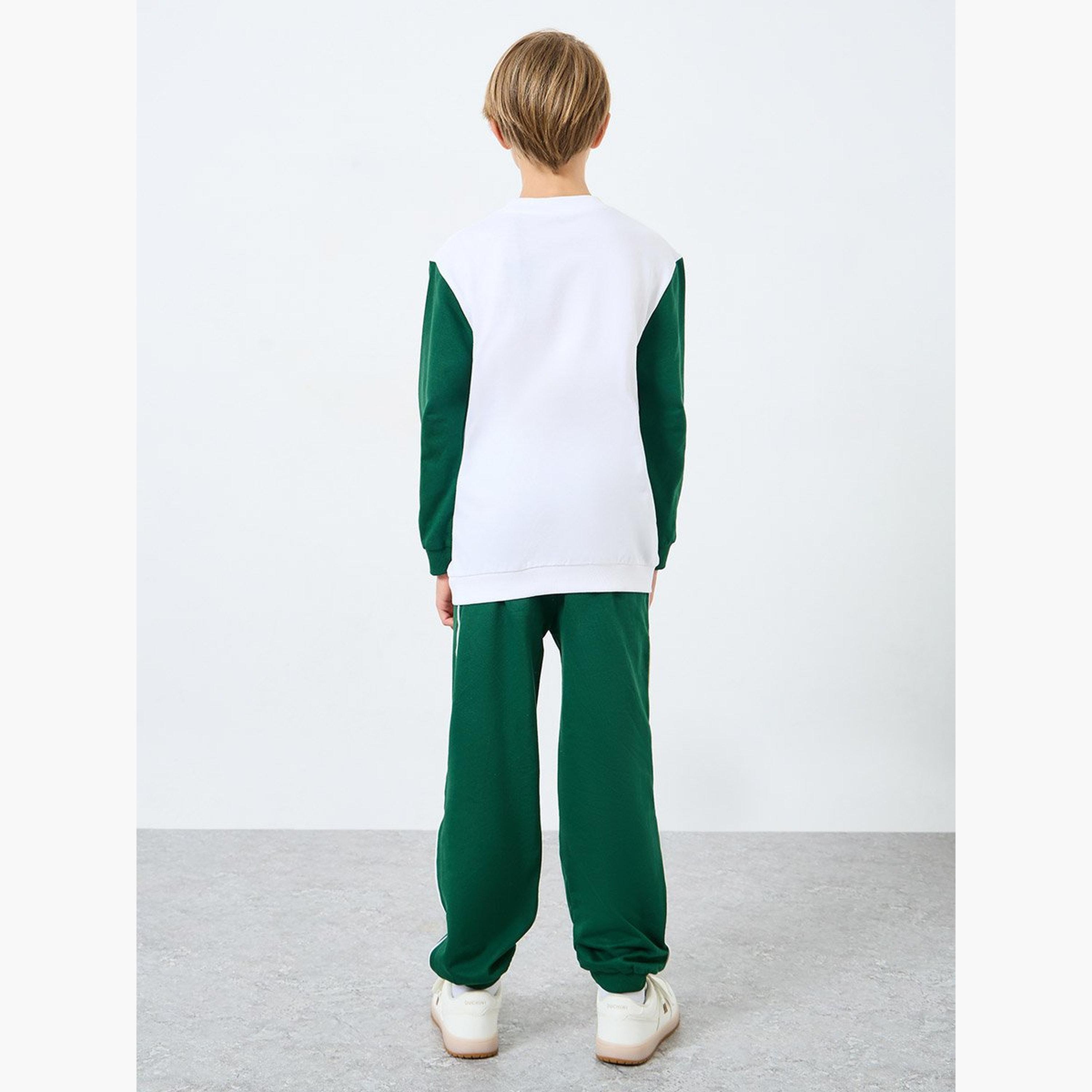 Styli Teens Green Michigan Sweatshirt and Joggers Set-boys-clothing-setsandcoords-image-4