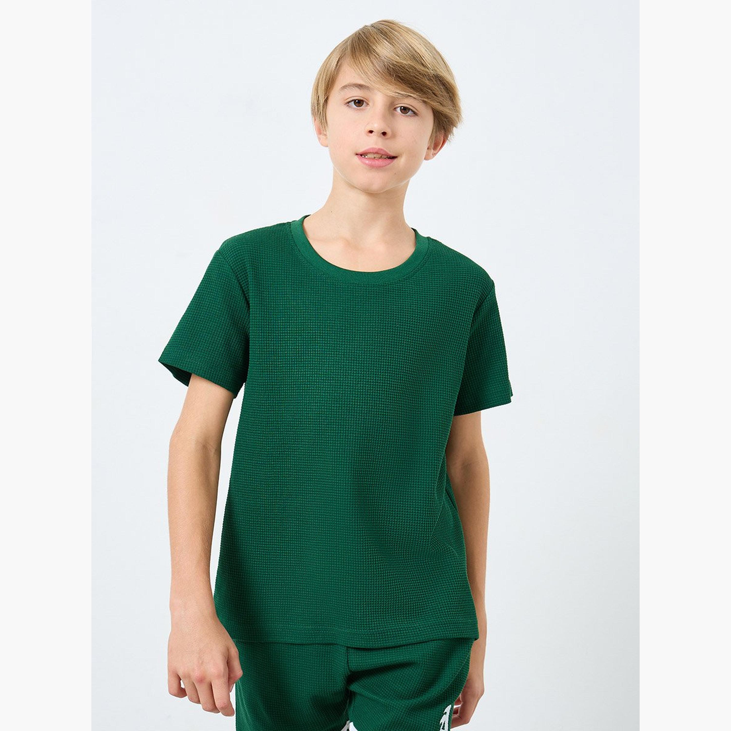 طقم تيشيرت محبوك بنمط وافل مع شورت-boys-clothing-setsandcoords-image-2