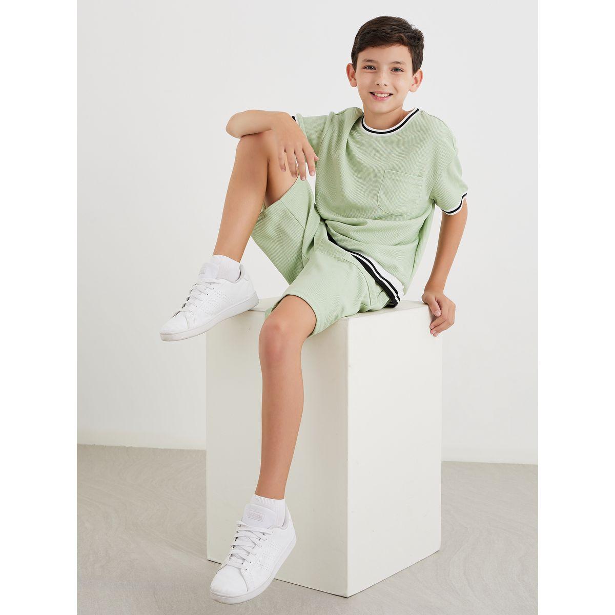 Styli Boys Green Contrast Ribbed Tipping T-Shirt and Shorts Set-boys-clothing-setsandcoords-image-1