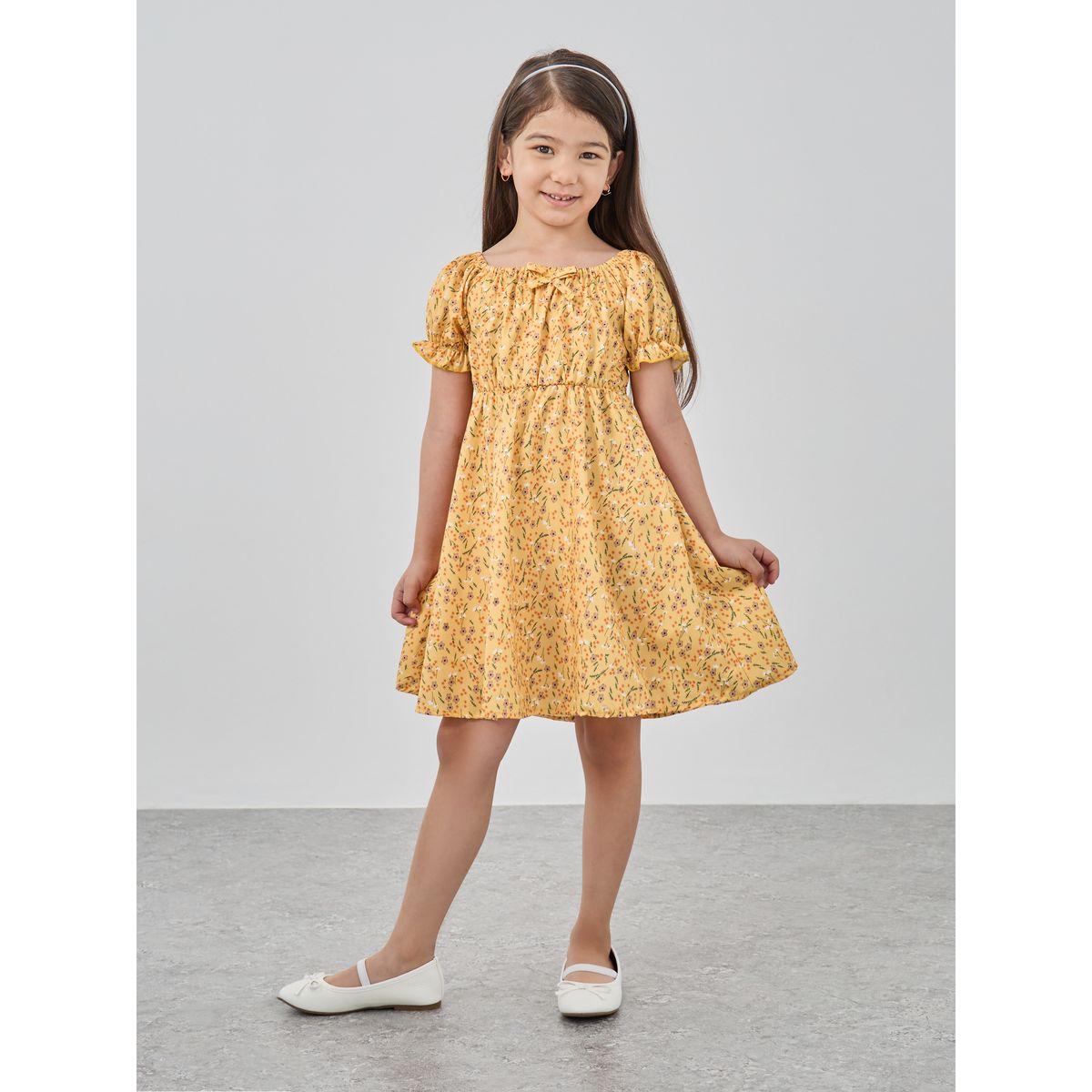 فستان بطبعات صغيرة مع ياقة دائرية-girls-clothing-dressesandjumpsuits-image-1