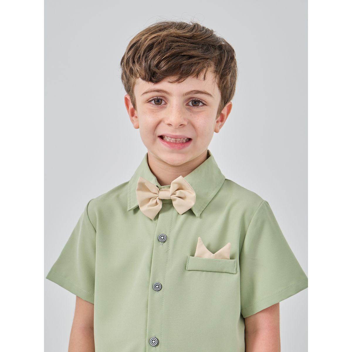 طقم من شورت وقميص بتفاصيل فيونكة-boys-clothing-setsandcoords-image-4