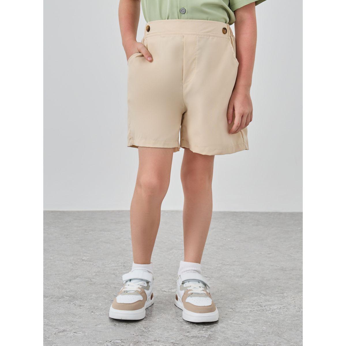 طقم من شورت وقميص بتفاصيل فيونكة-boys-clothing-setsandcoords-image-5