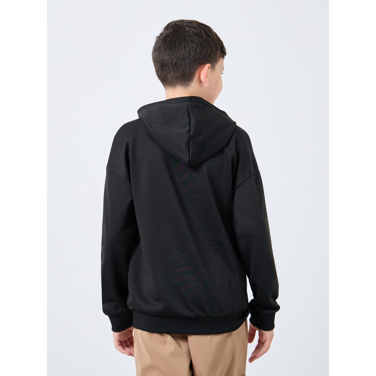 هودي بقصة مريحة وتفاصيل جيب-boys-clothing-winterwear-sweatshirts-image-4