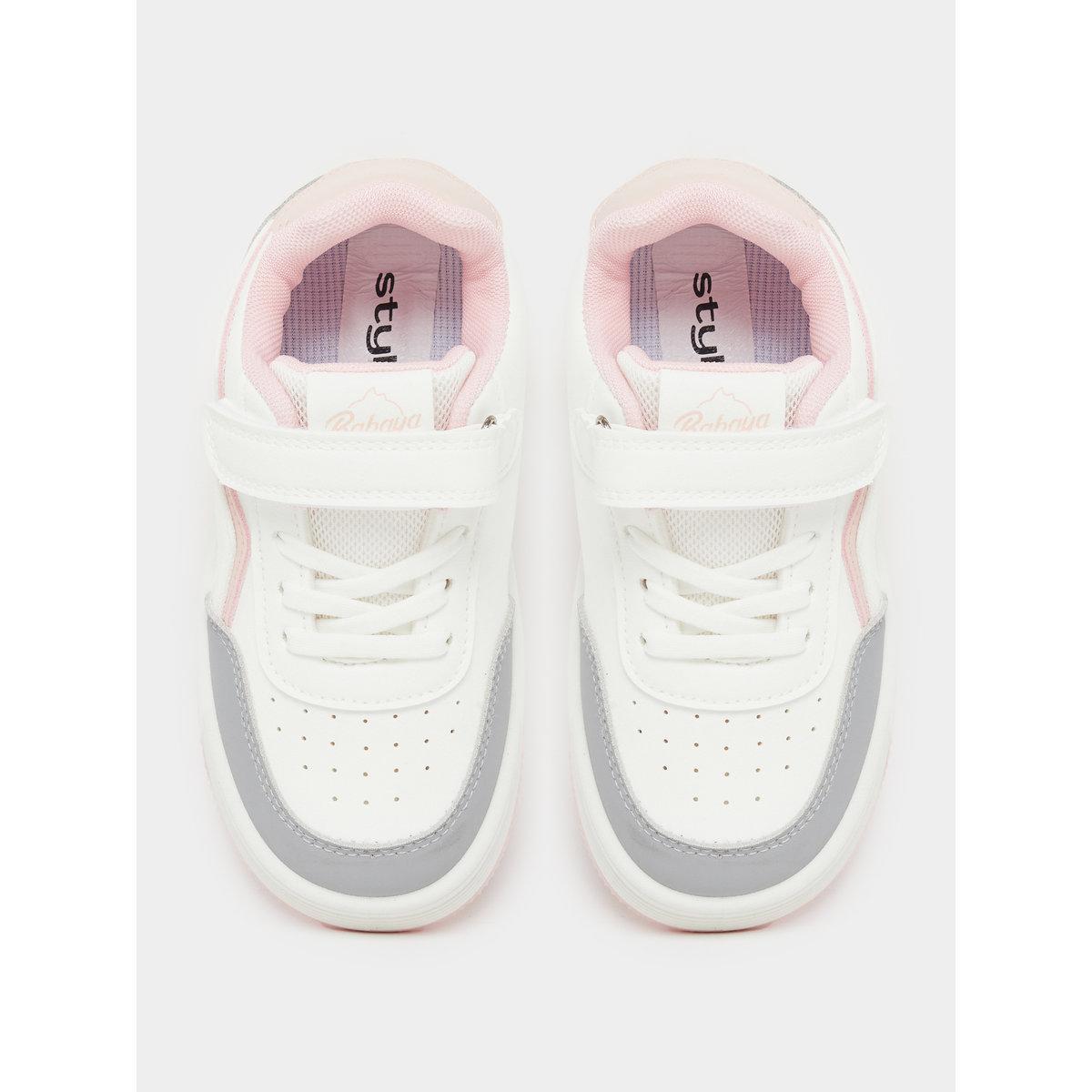 حذاء سنيكرز بتفاصيل ألواح مُتباينة-girls-shoes-sneakers-image-5