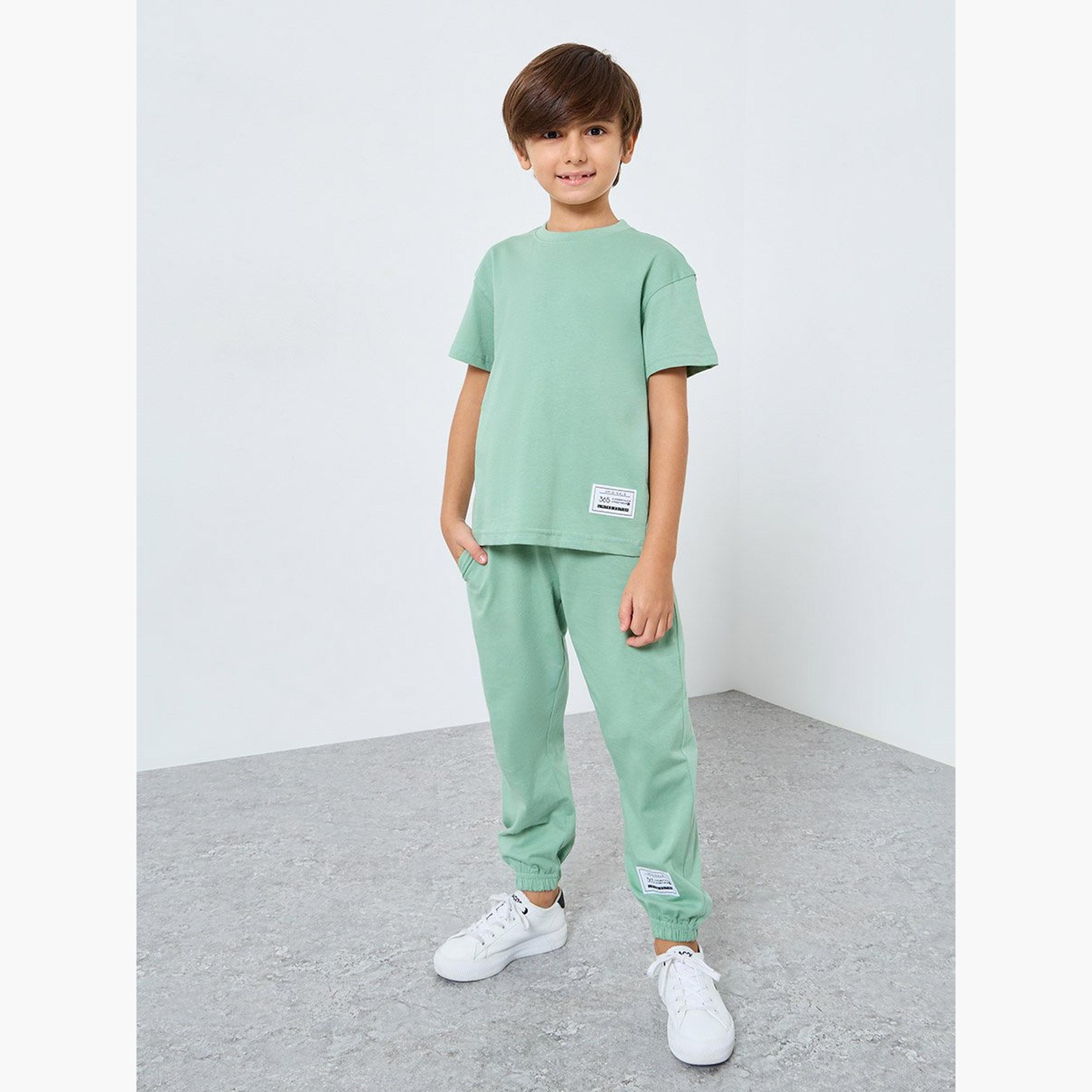 Styli Boys Green Solid T-Shirt and Joggers Set-boys-clothing-setsandcoords-image-1