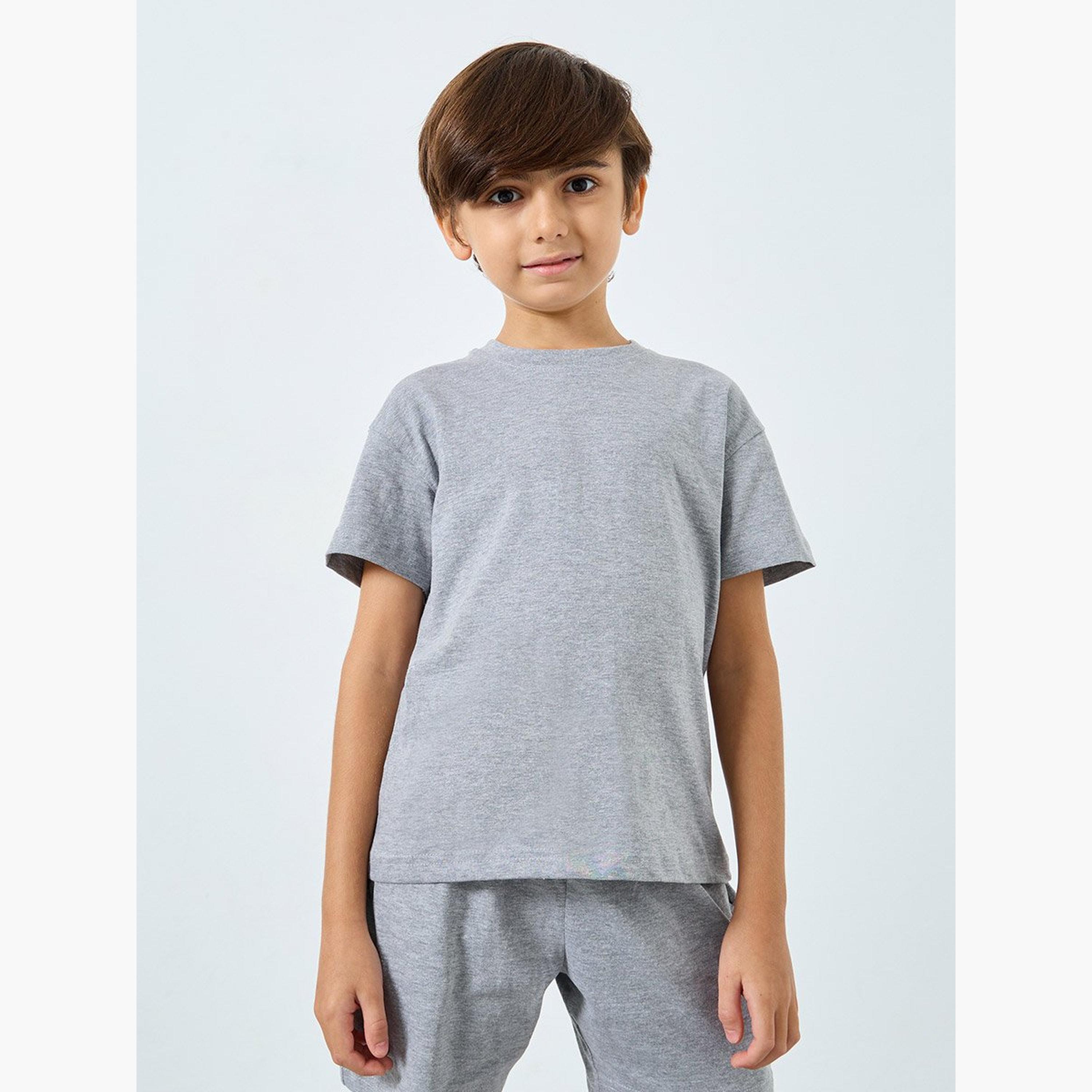طقم من شورت وتيشيرت سادة-boys-clothing-setsandcoords-image-2