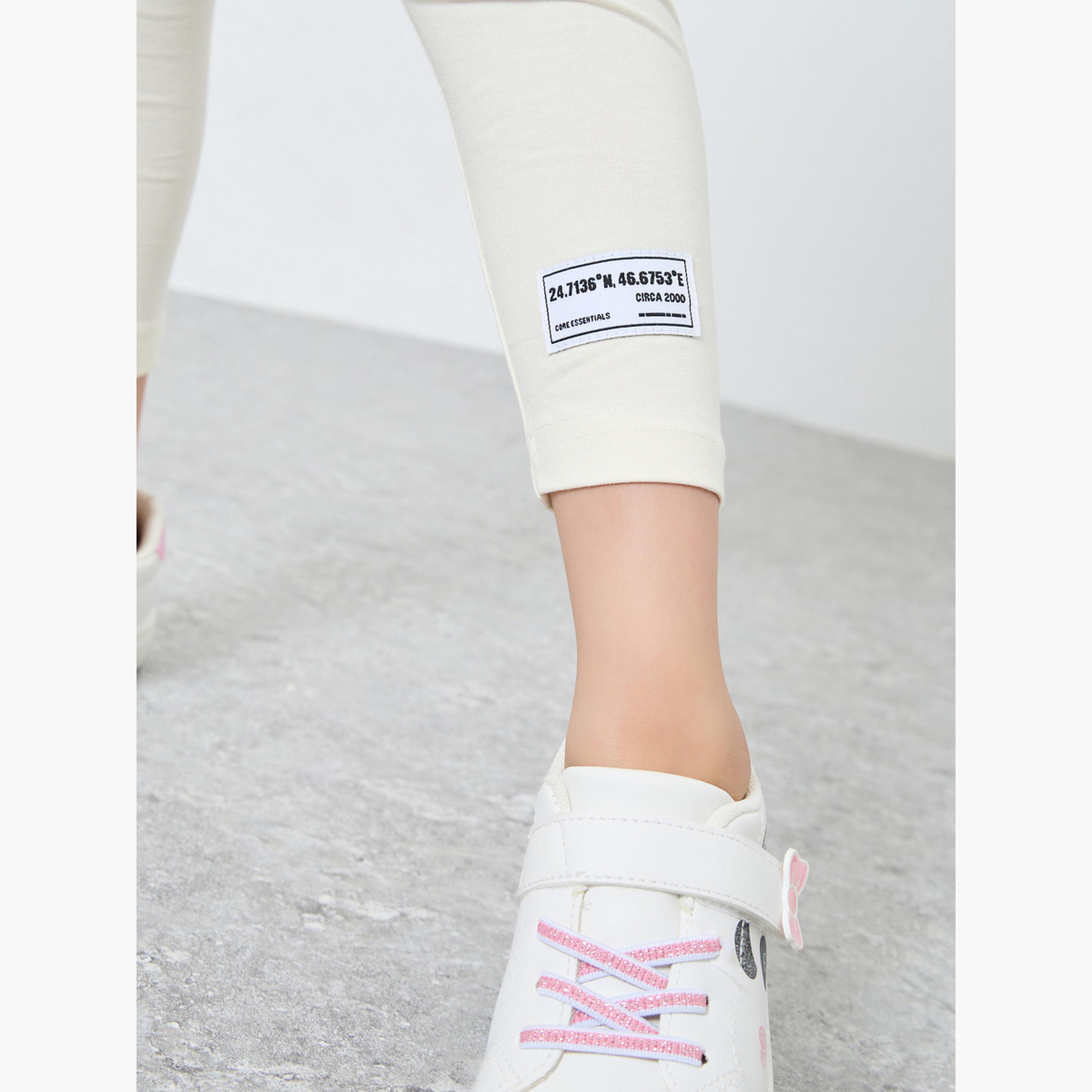 ستايلي - طقم تي شيرت وبنطال ضيق نقشة شعار تصميم واسع-girls-clothing-setsandcoords-image-5