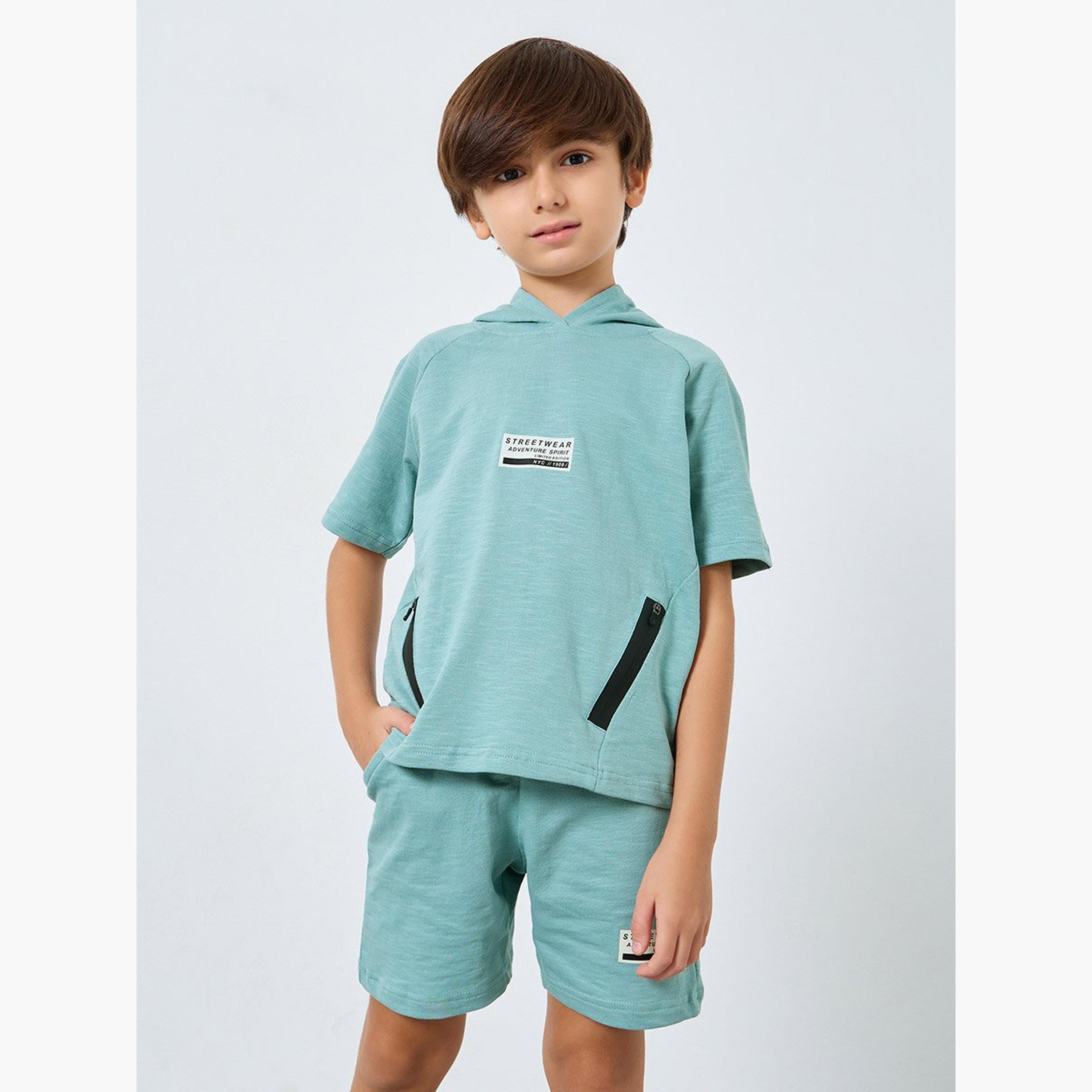 طقم منسق من شورت وتيشيرت بياقة هودي-boys-clothing-setsandcoords-image-2
