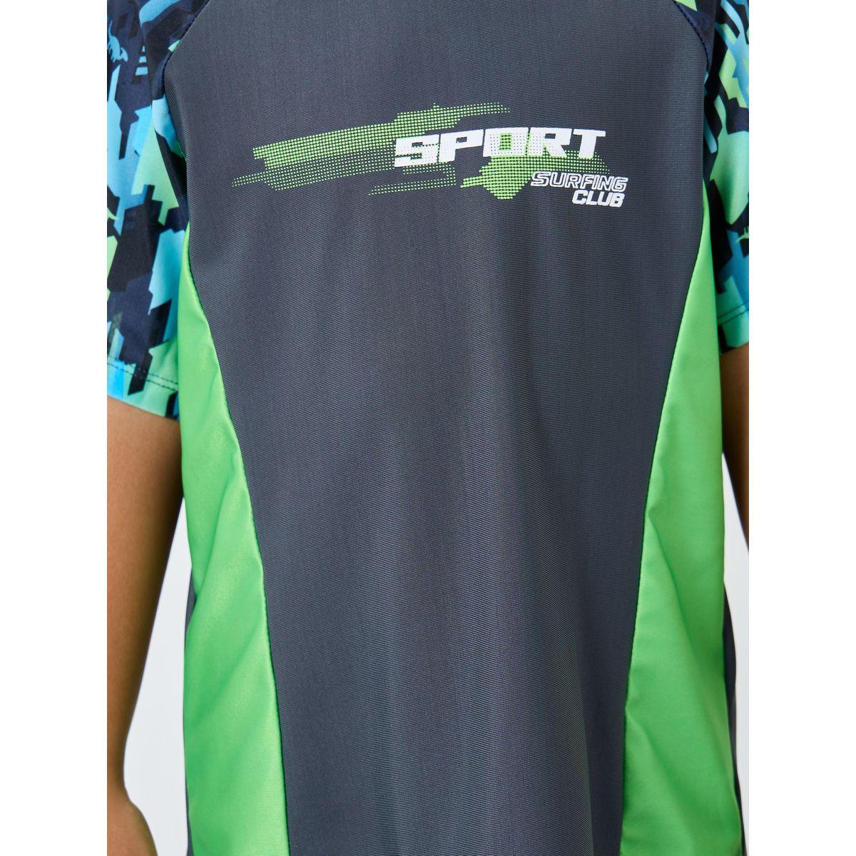 بدلة سباحة من 3 قطع - شورت وتيشيرت مع كاب-boys-clothing-swimwear-image-4