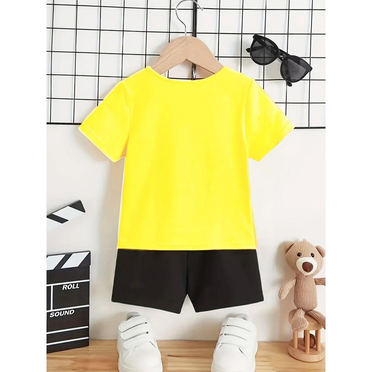 طقم منسق من شورت وتيشيرت بطبعة كتابة-boys-clothing-setsandcoords-image-2