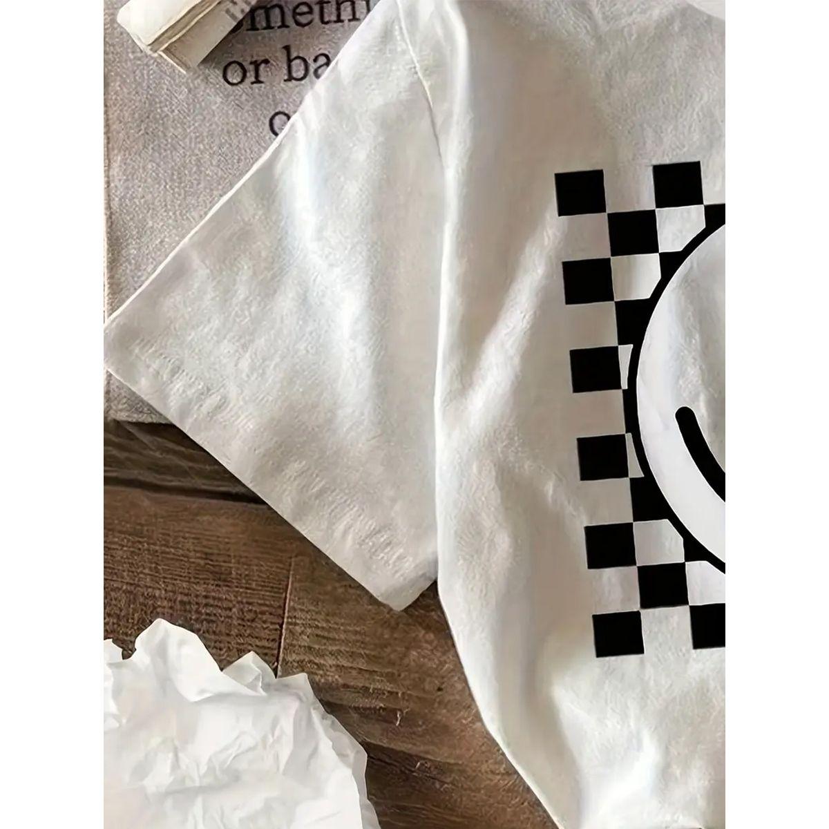 طقم منسق من شورت وتيشيرت بطبعة جرافيك-boys-clothing-setsandcoords-image-3