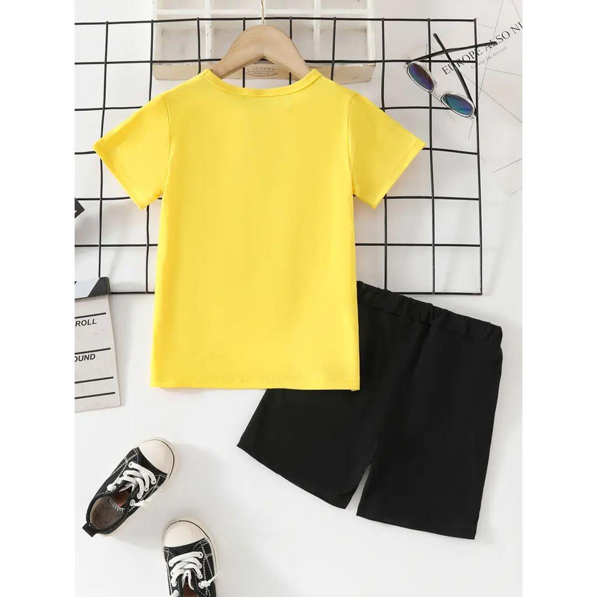طقم منسق من شورت وتيشيرت بطبعة جرافيك-boys-clothing-setsandcoords-image-2