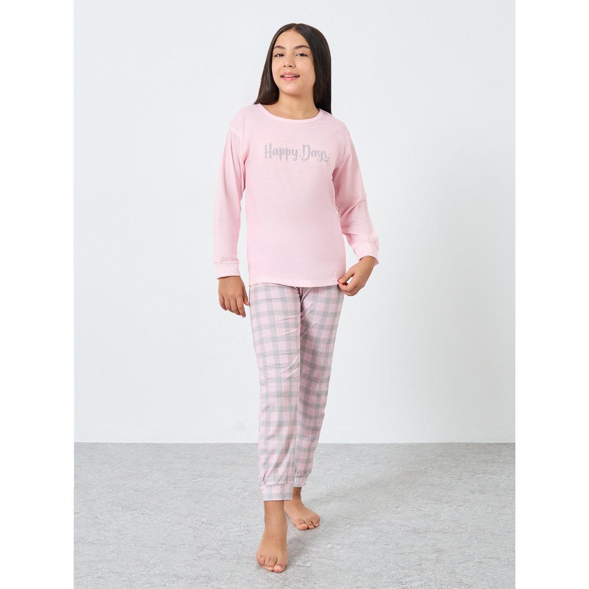 طقم من بنطال بيجاما بطبعة مربعات مع بلوزة-girls-clothing-nightwear-image-2