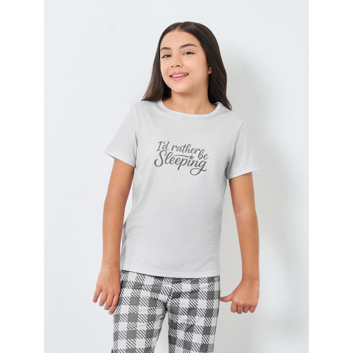 طقم من بنطال بيجاما وتيشيرت بطبعة كتابة-girls-clothing-nightwear-image-2