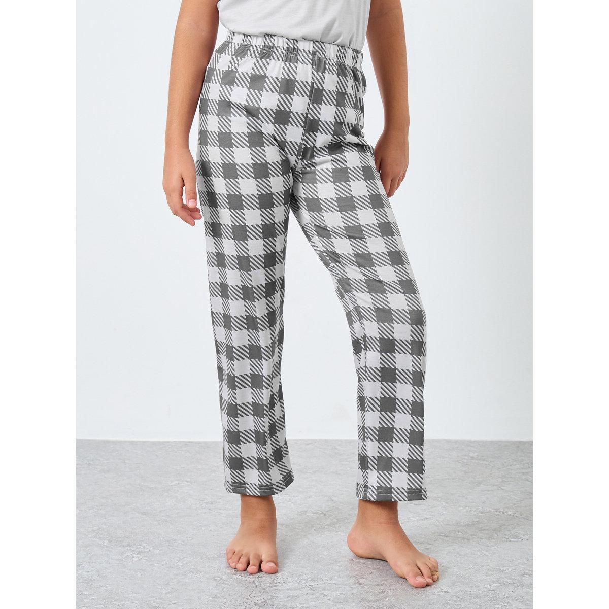 Styli Teen Grey Slogan T-Shirt and Checked Pyjama Set-girls-clothing-nightwear-image-5