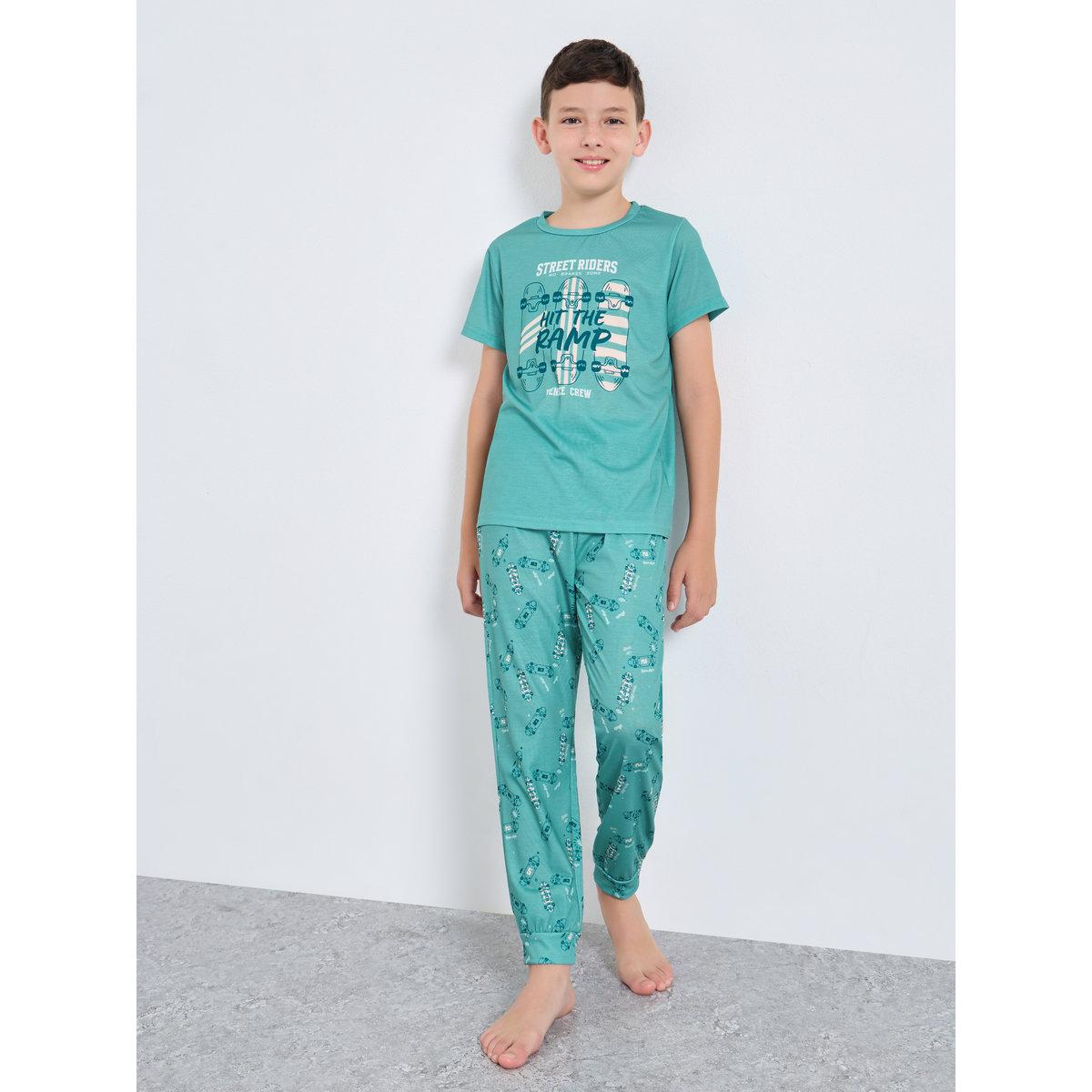 طقم من بنطال بيجاما وتيشيرت بطبعة جرافيك-boys-clothing-nightwear-image-1