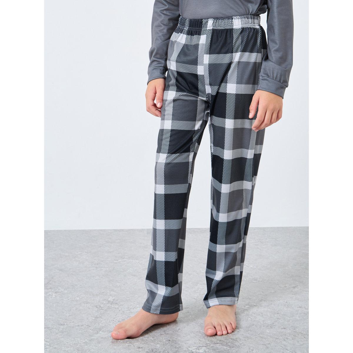 طقم من بنطال بيجاما وتيشيرت بطبعة كتابة-boys-clothing-nightwear-image-6