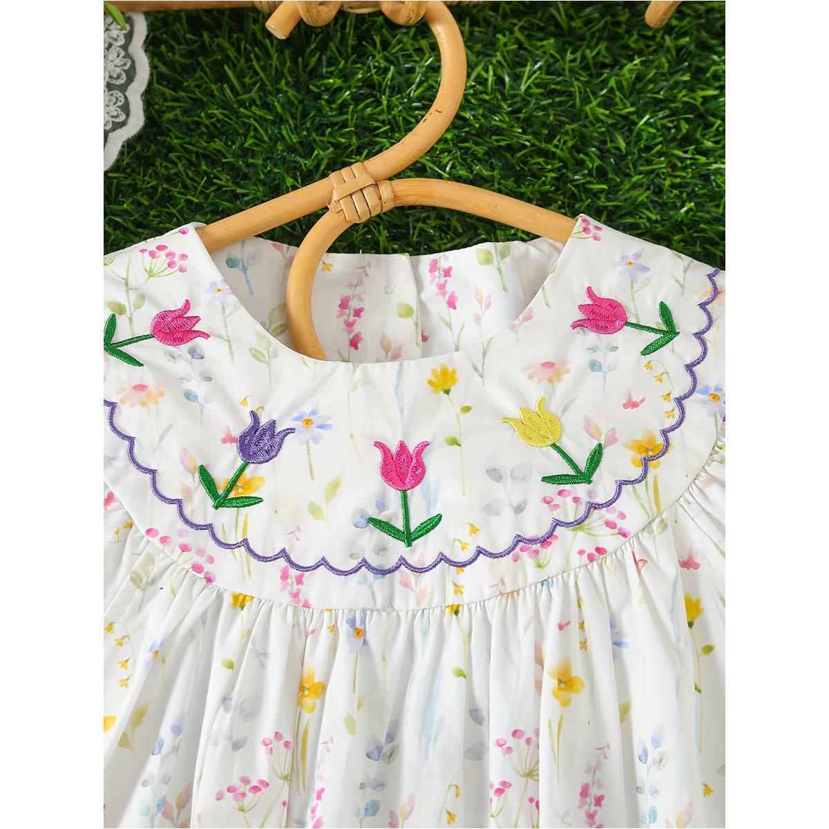 فستان بياقة دائرية وتفاصيل مُطرزة-girls-clothing-dressesandjumpsuits-image-3